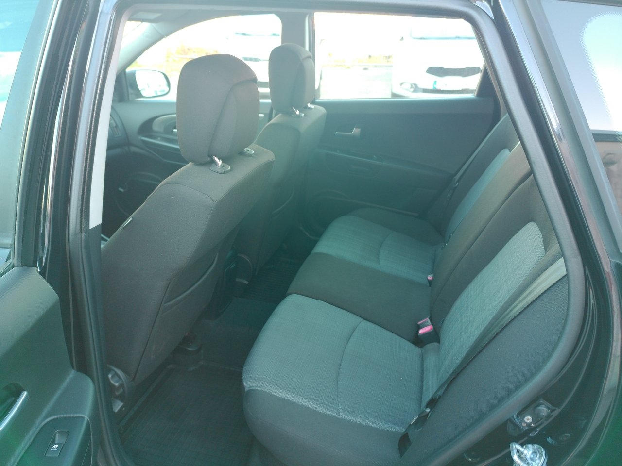 Kia Ceed 1.6 CRDi 128 2011, bild 6/10