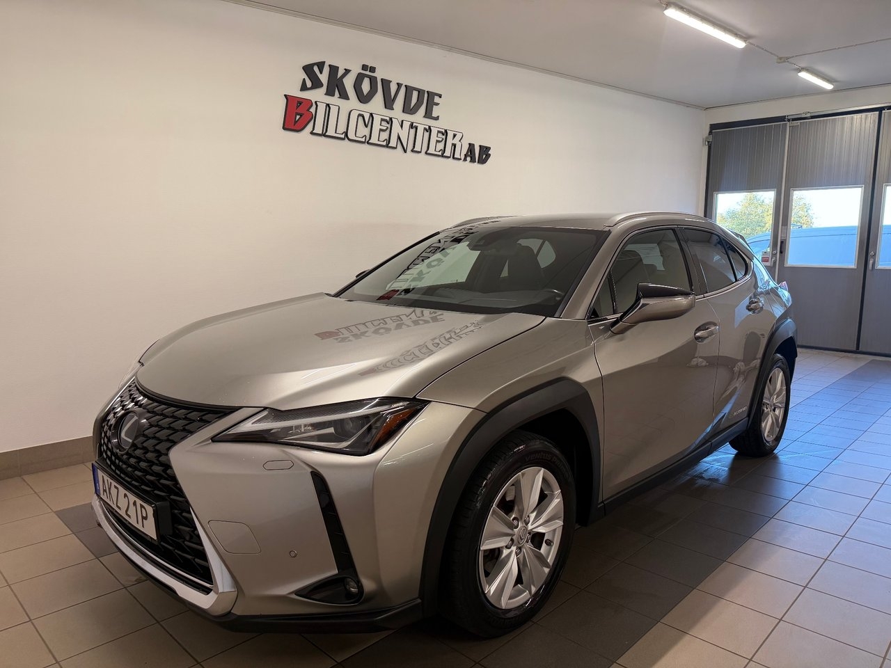 Lexus UX 250h 2019, bild 2/10