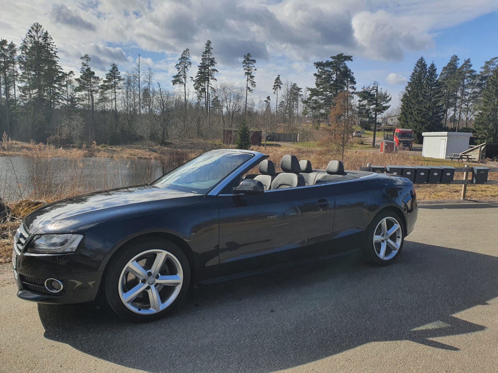 Audi A5 Cabriolet 2.0 TFSI Multitronic 2011, bild 3/4
