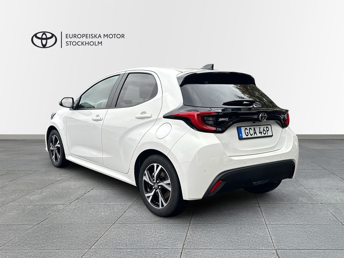 Toyota Yaris 1.5 Hybrid 116 Active Plus 2026, bild 2/10