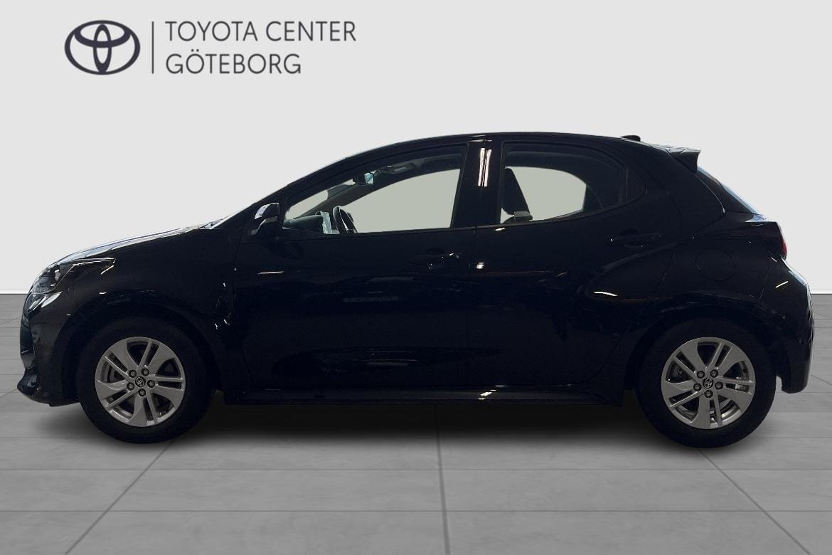 Toyota Yaris 1.5 Hybrid 116 Active 2025, bild 4/10