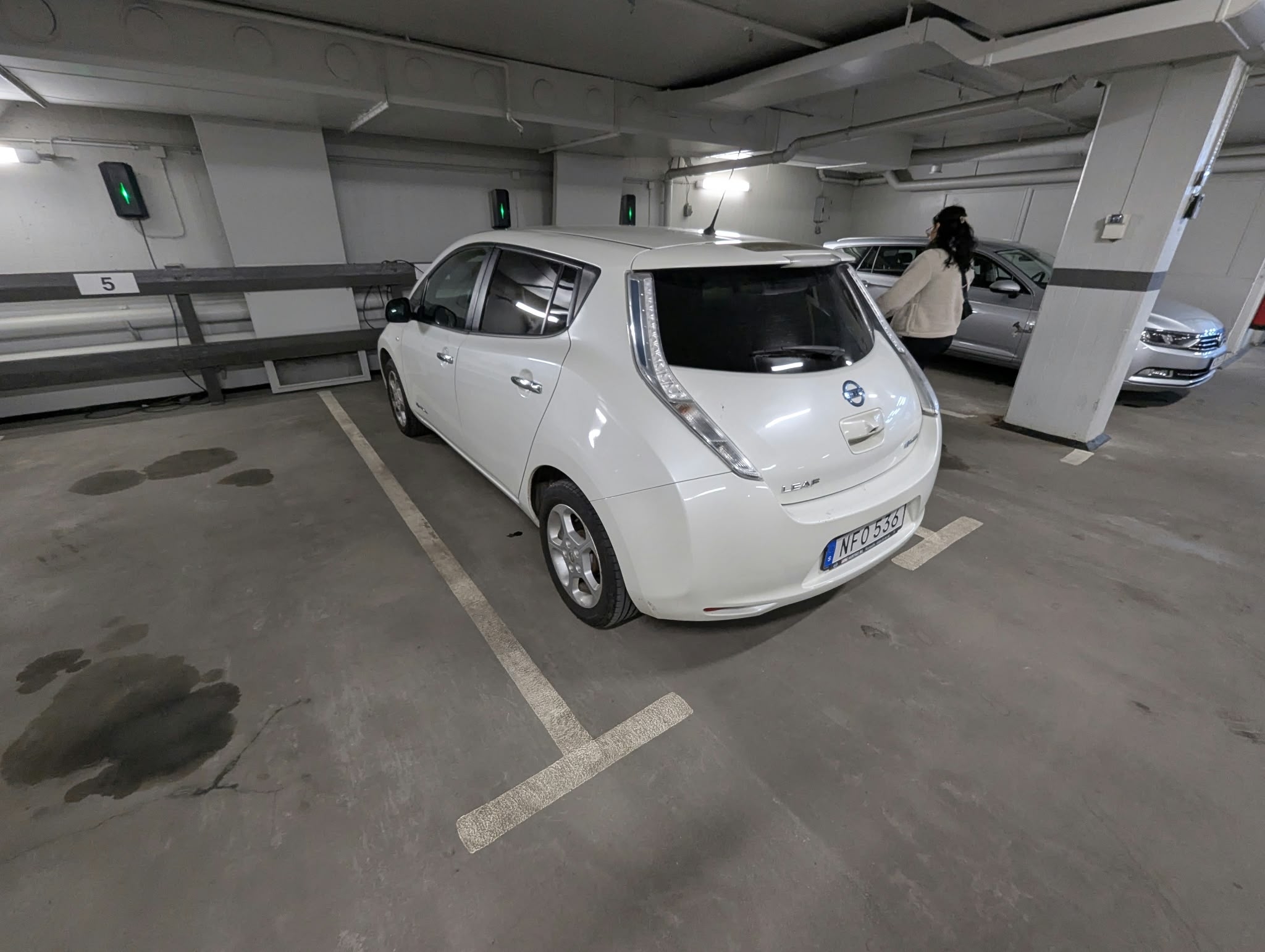Nissan Leaf 30 kWh 2016, bild 3/6