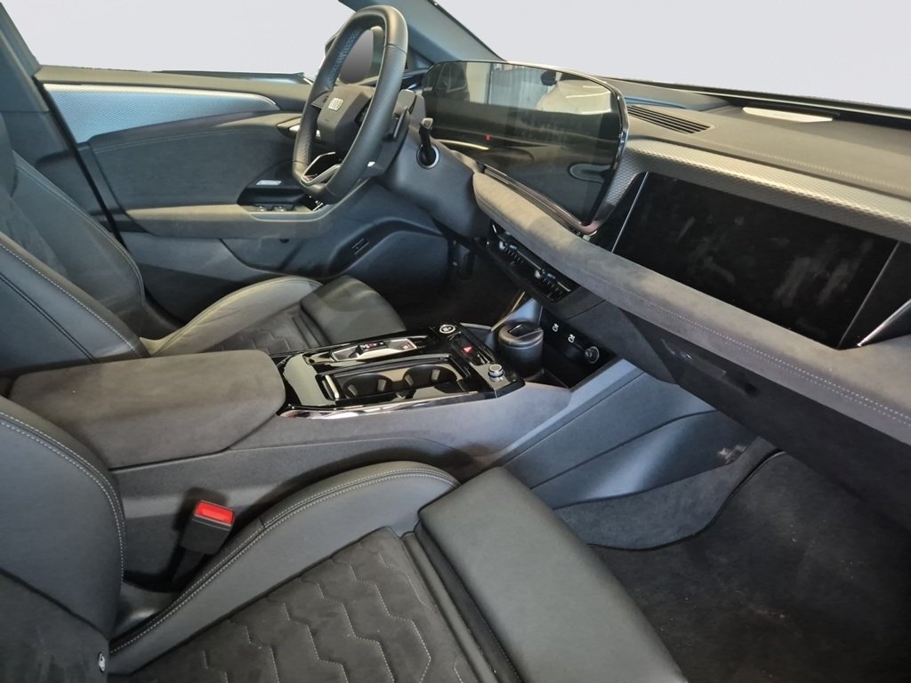 Audi A6 e-tron Avant e-tron S-line 2026, photo 4/10