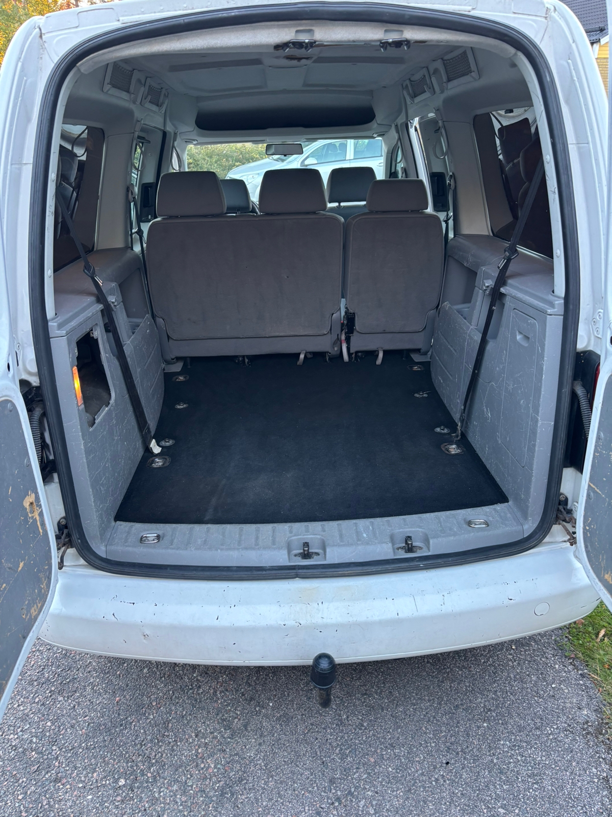 Volkswagen Caddy Maxi 2009, bild 5/10