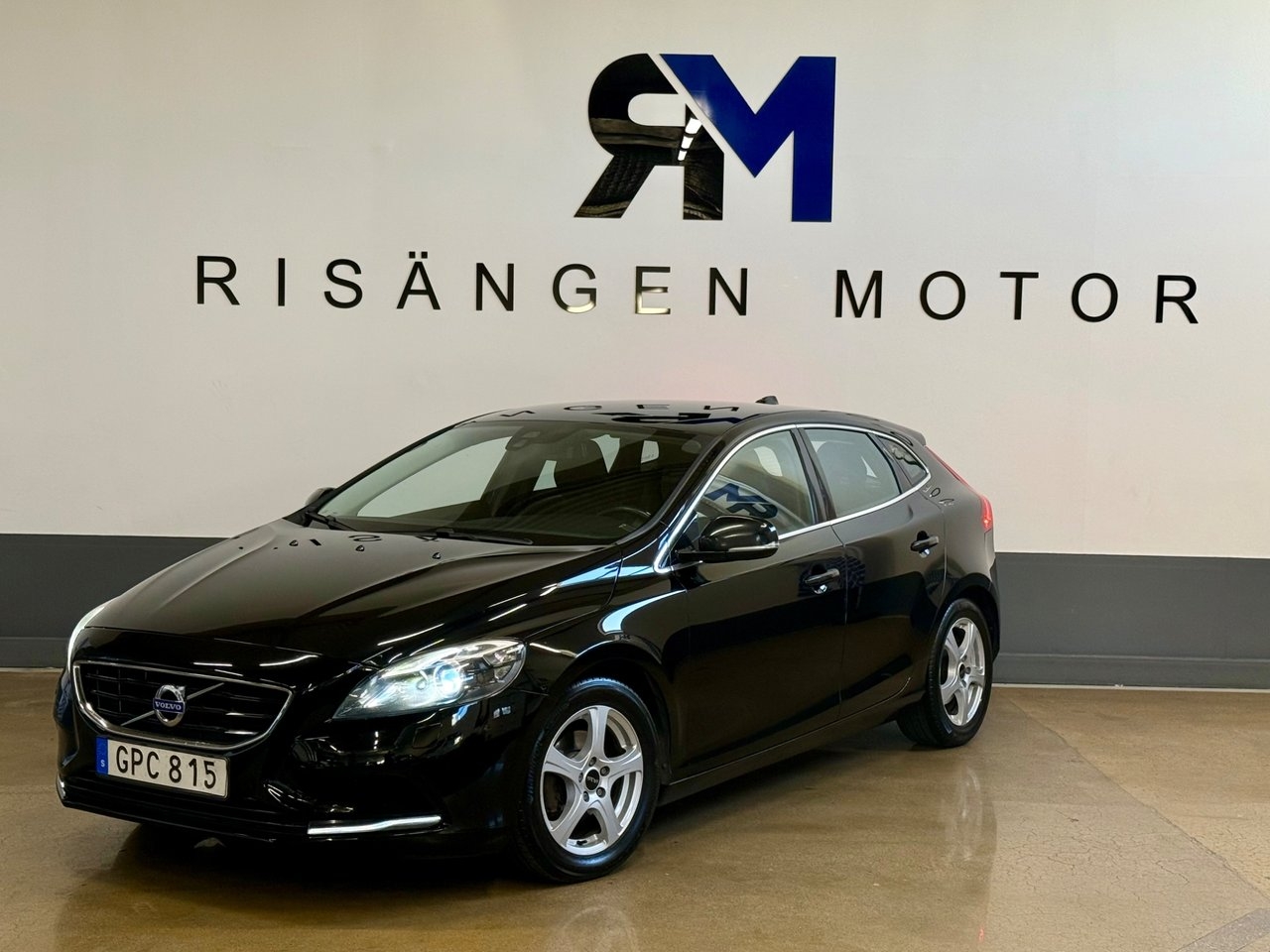 Volvo V40 D2