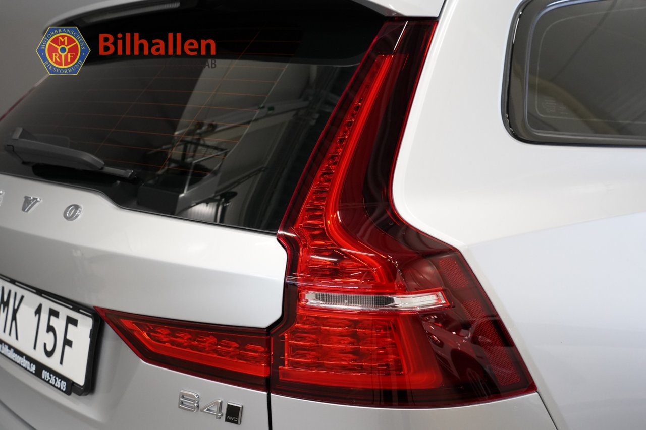 Volvo V60 Cross Country 2022, kuva 6/10