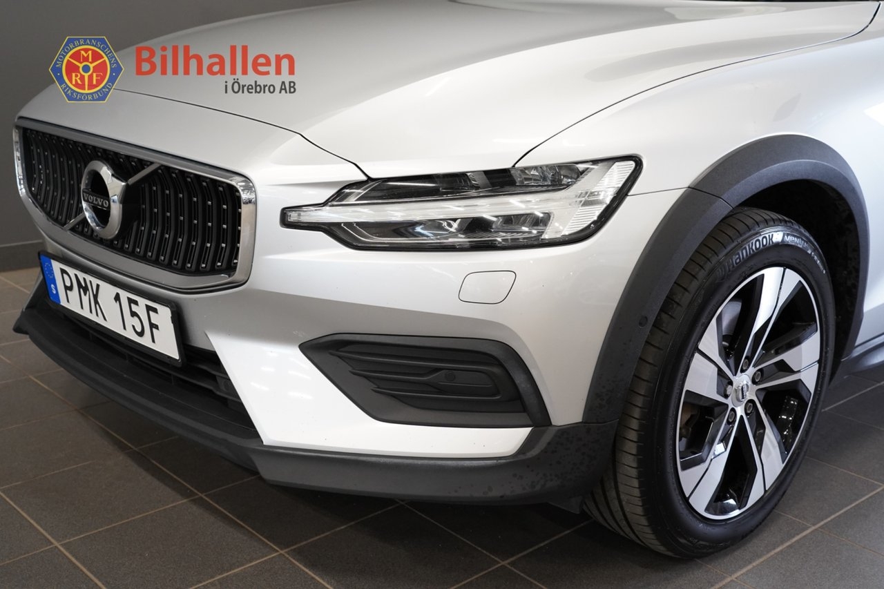 Volvo V60 Cross Country 2022, kuva 2/10