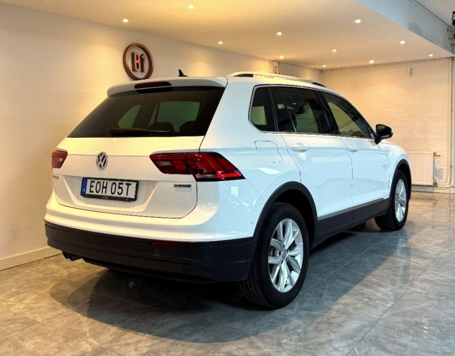 Volkswagen Tiguan 2.0 TSI 2020, bild 3/10