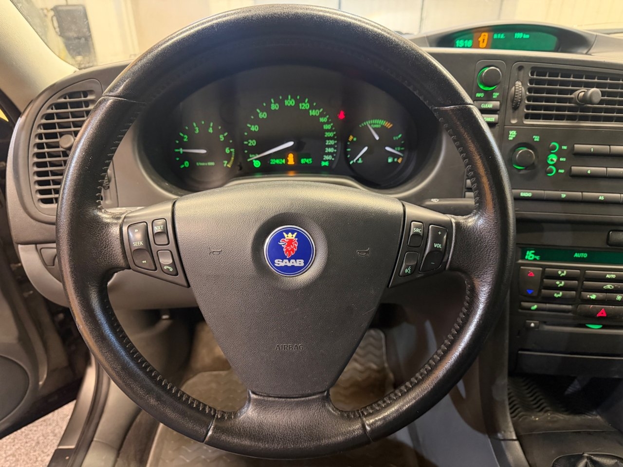 Saab 9-3 Linear 2004, photo 4/10