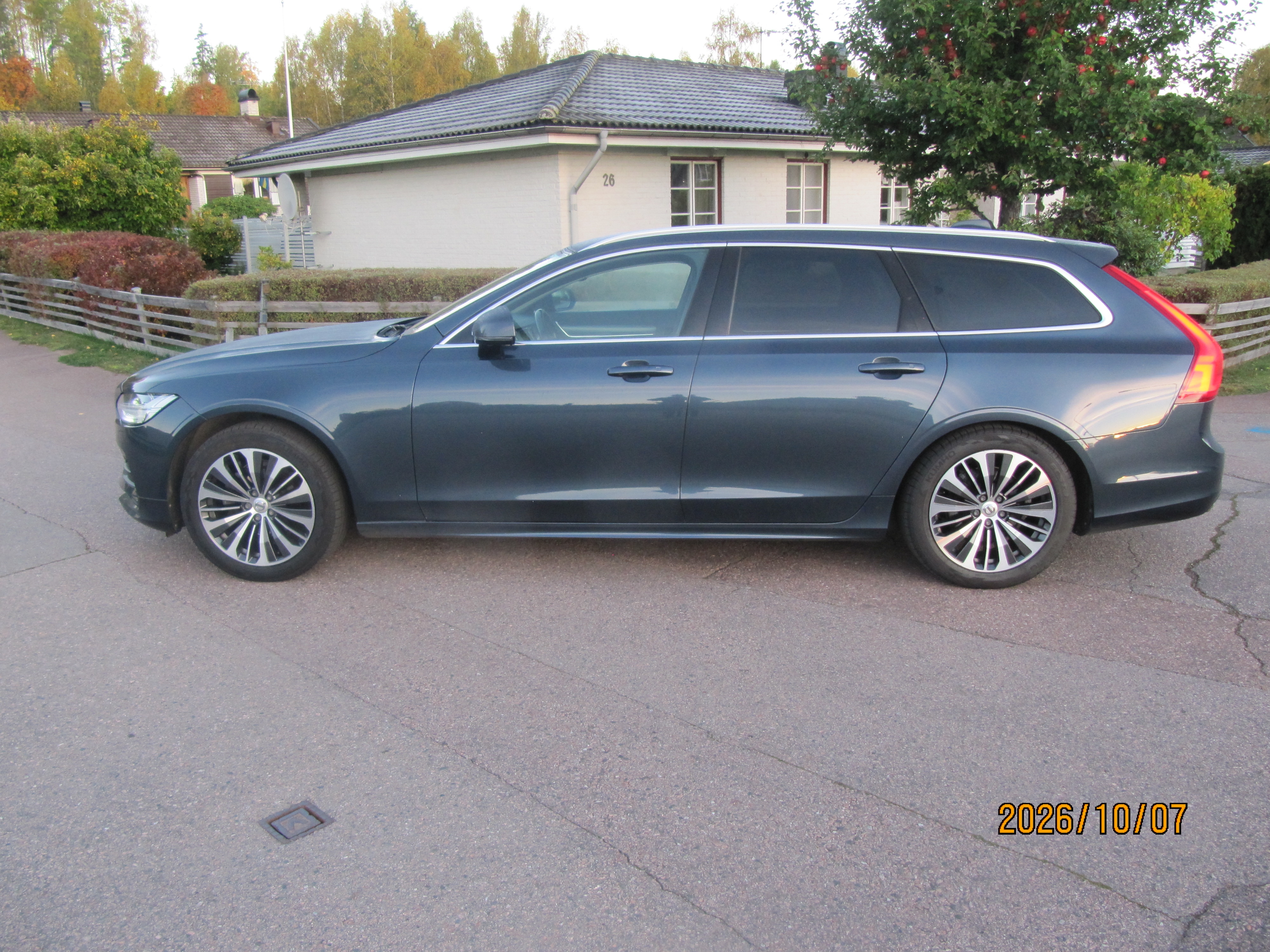 Volvo V90 2020, bild 2/10
