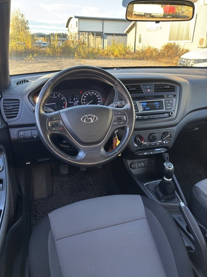 Hyundai i20 1.2 Comfort Euro 6 2018, bild 4/4
