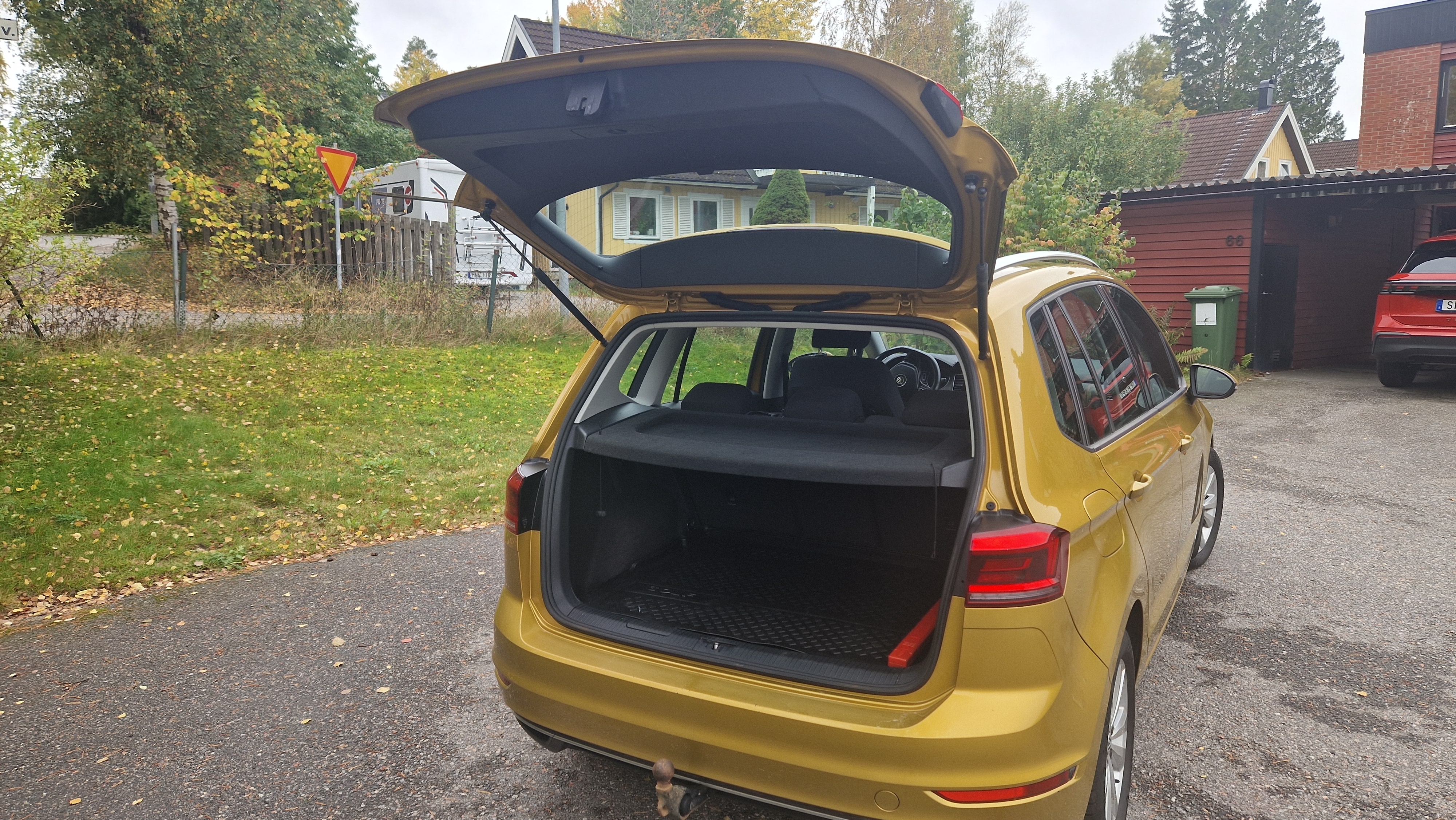 Volkswagen Golf Sportsvan 2018, bild 3/8