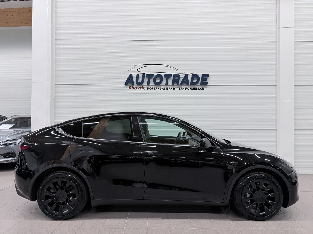 Tesla Model Y 2024, bild 5/10