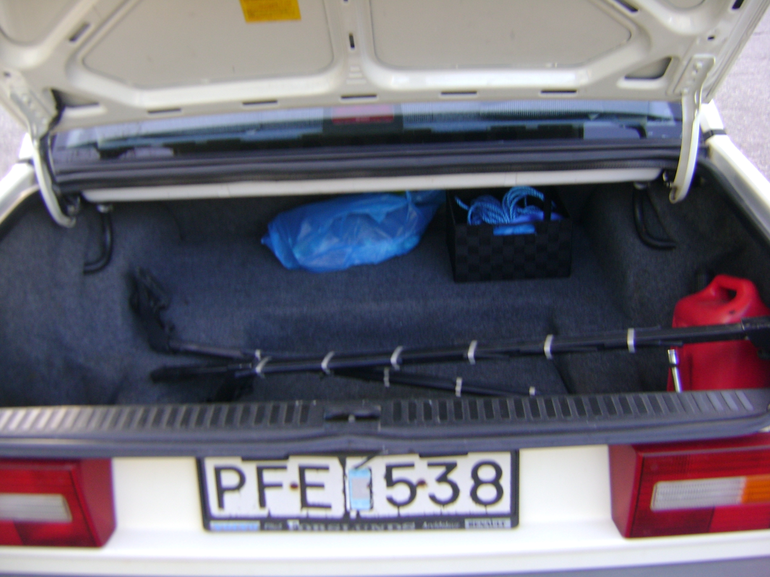 Volvo 740 2.3 Manuell 1992, bild 2/8