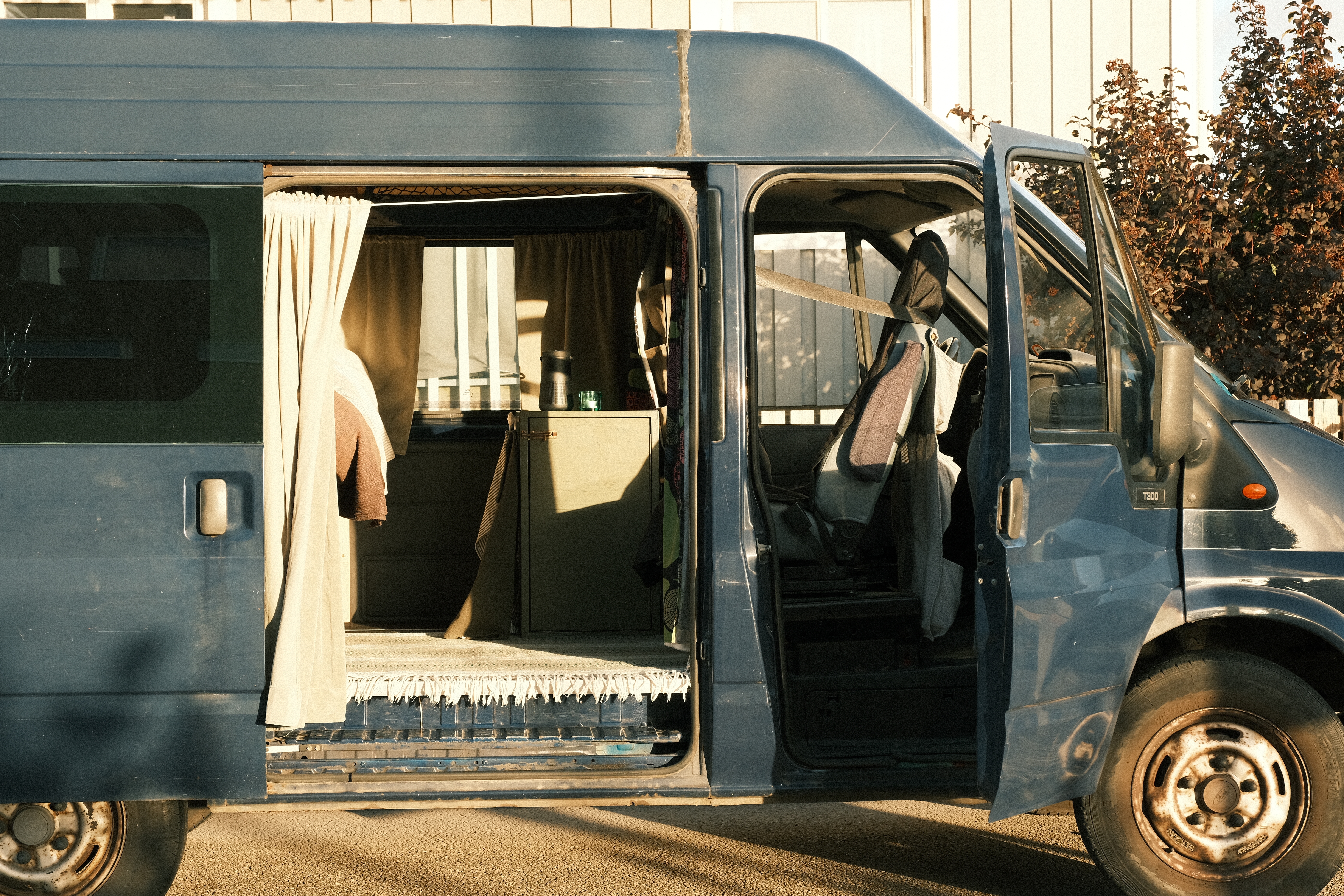 Ford Transit T300 Kombi 2.3 RWD Manuell 2004, bild 3/10