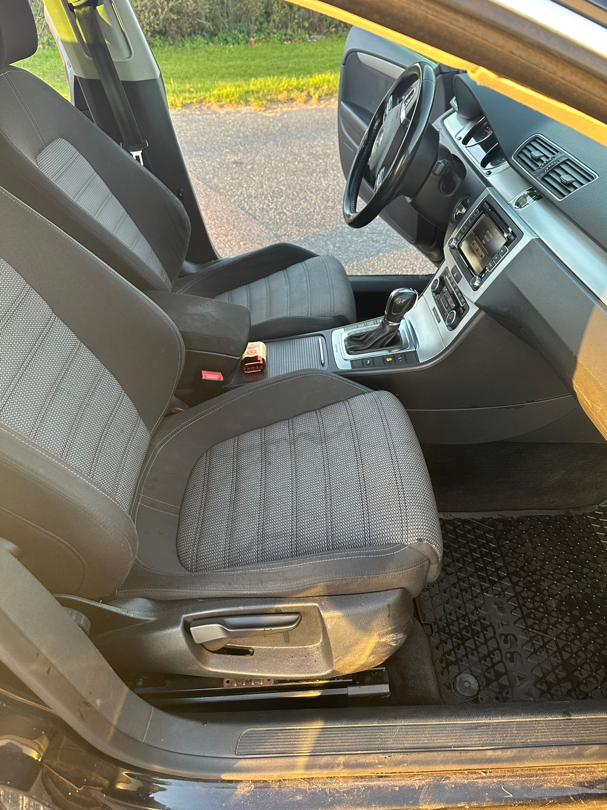 Volkswagen Passat CC 2.0 TDI 2012, photo 6/10