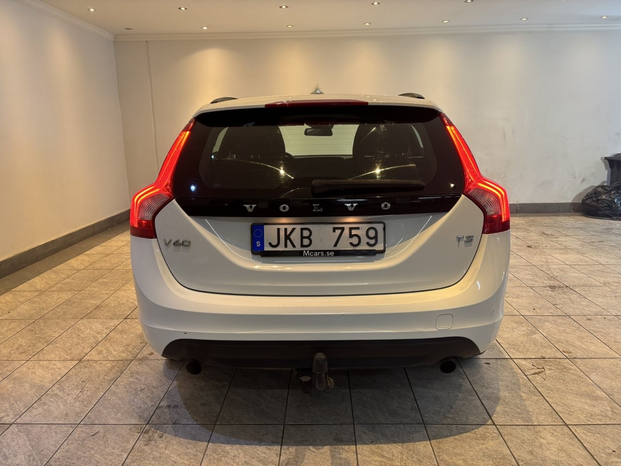 Volvo V60 T3 Momentum 2013, bild 4/10