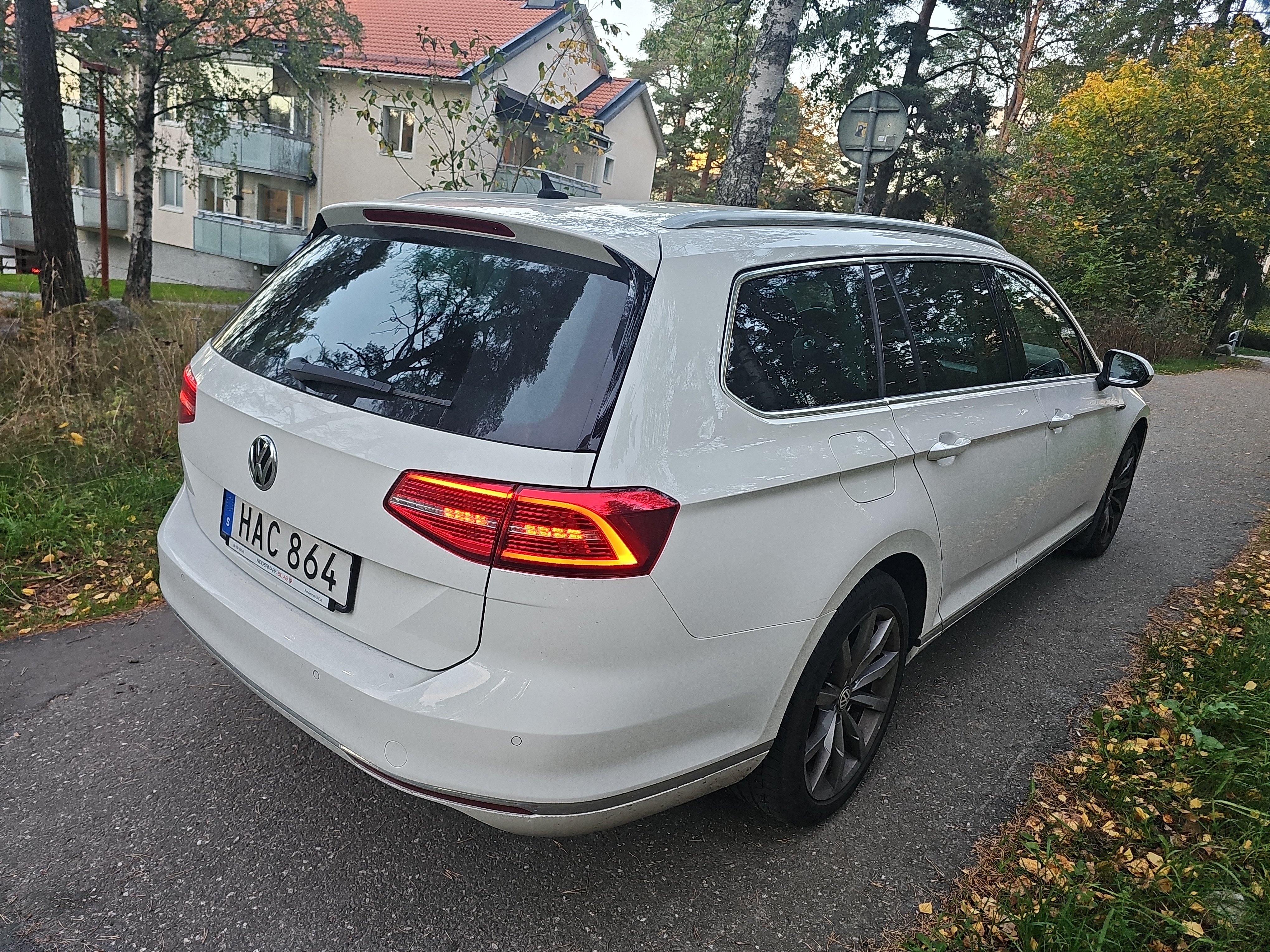 Volkswagen Passat 2016, bild 5/8