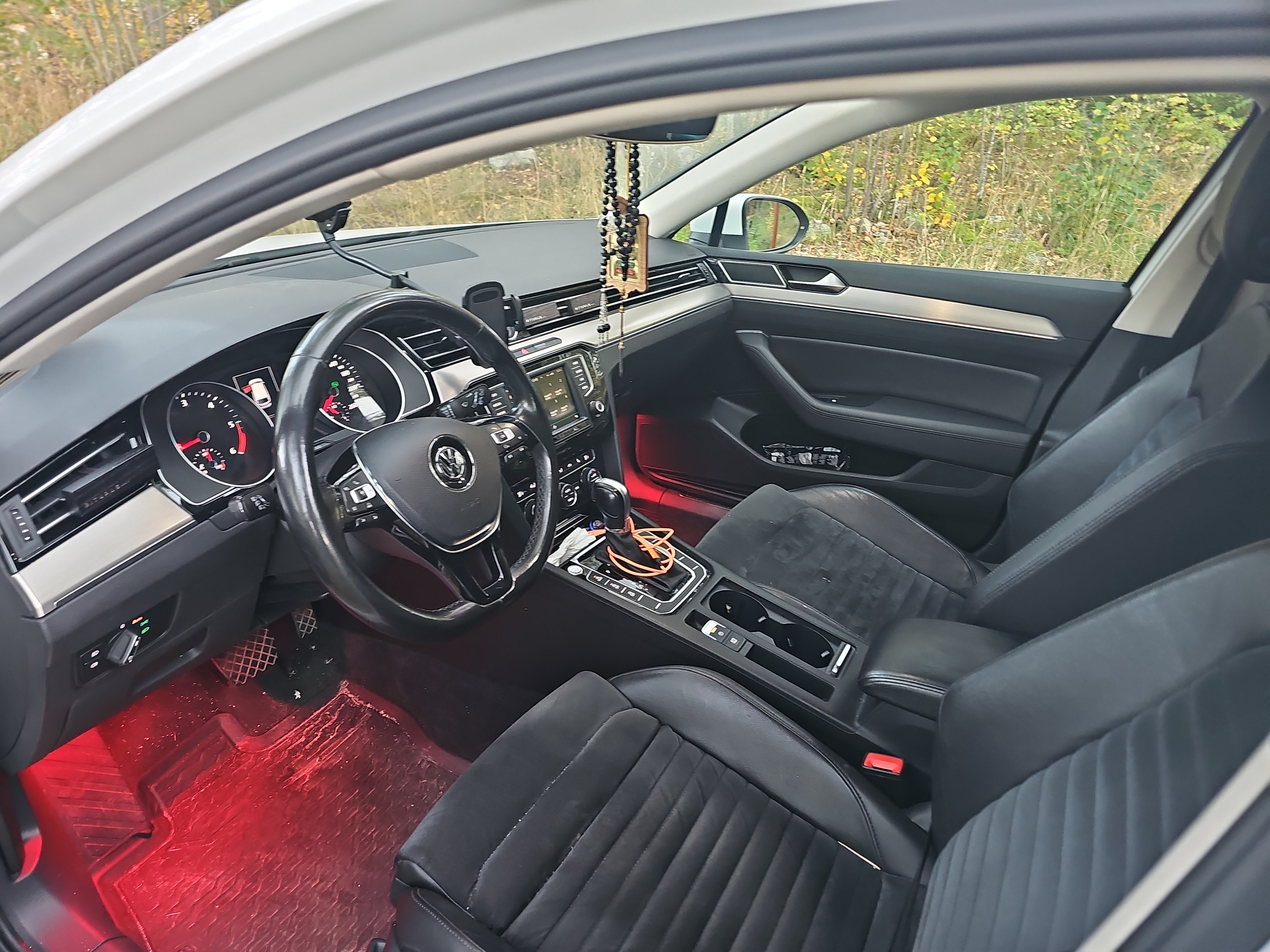 Volkswagen Passat 2016, bild 7/8