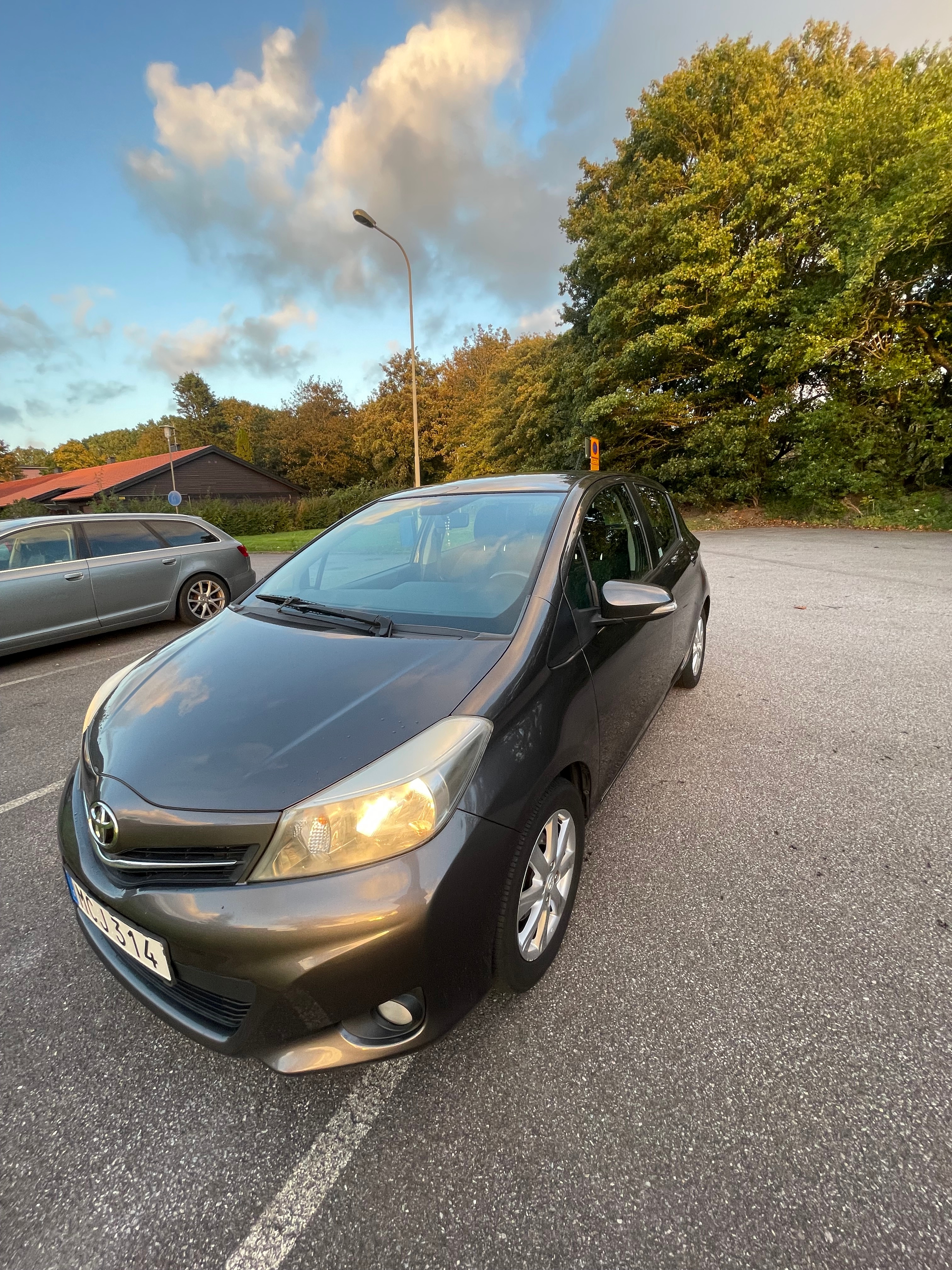 Toyota Yaris 1.33 2011, bild 5/10