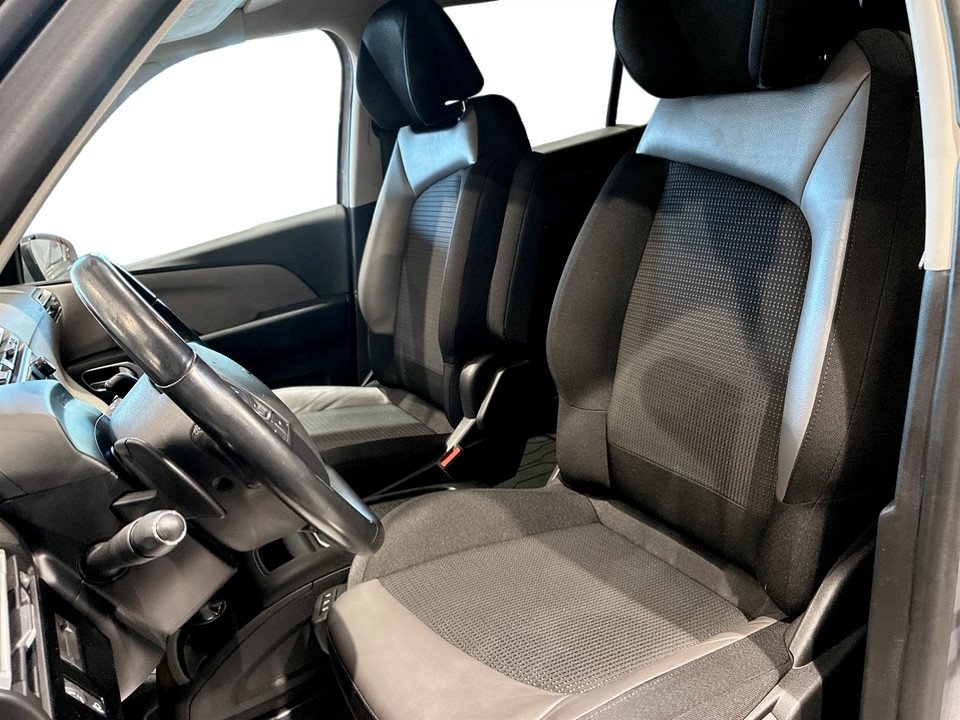 Citroen C4 2019, photo 5/10