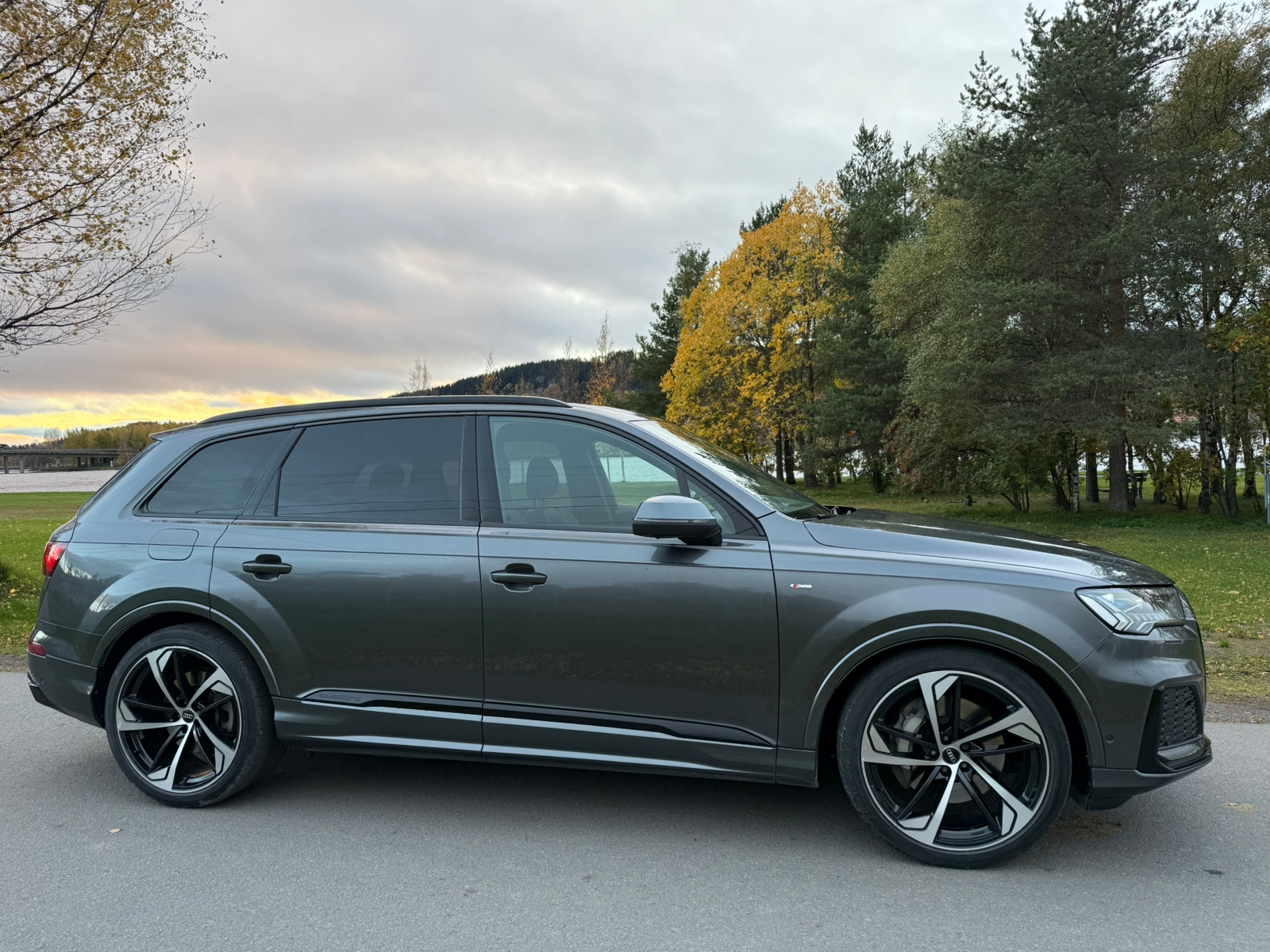 Audi Q7 50 TDI S line 2020, bild 2/8