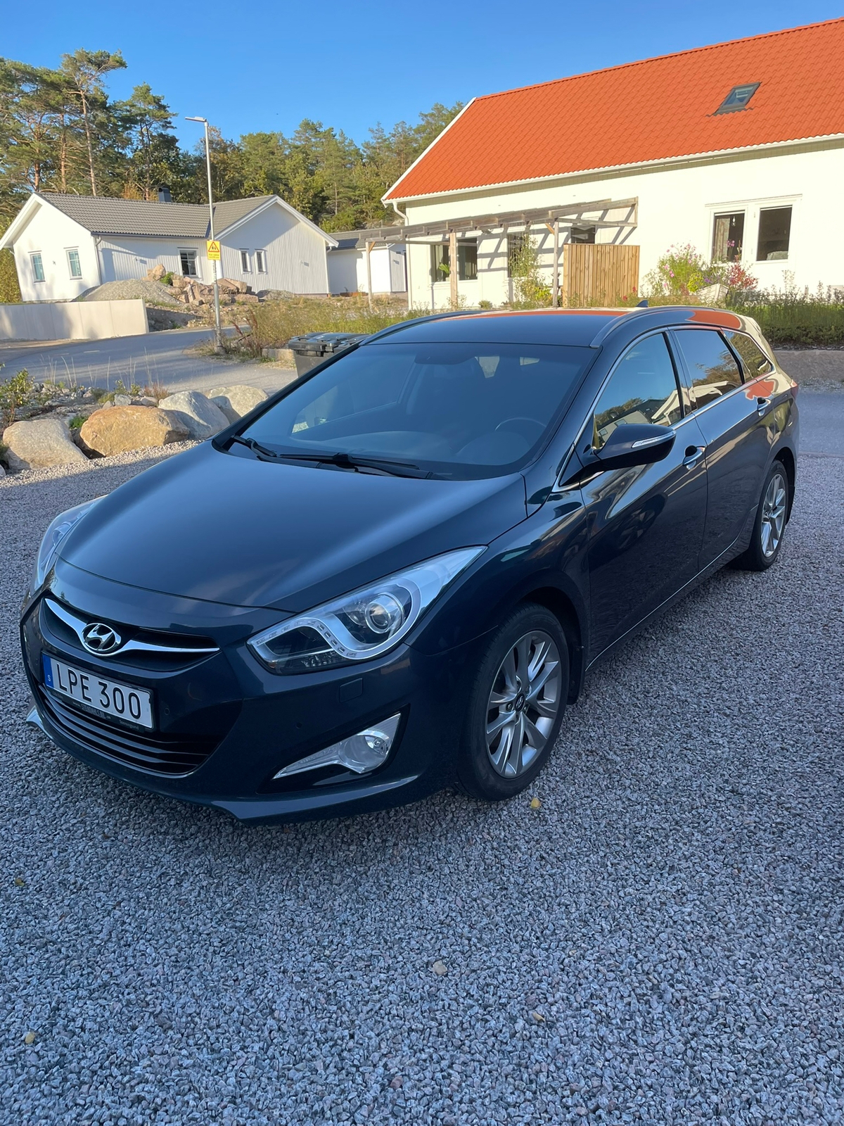 Hyundai i40 cw 1.7 CRDi Manuell 2015, bild 2/10