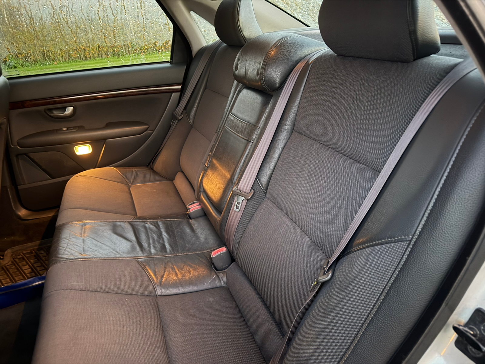 Volvo S80 2.4 2004, kuva 6/6