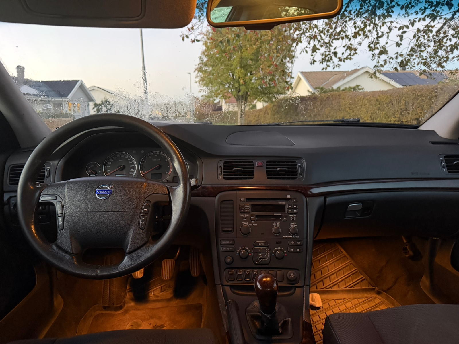 Volvo S80 2.4 2004, kuva 5/6