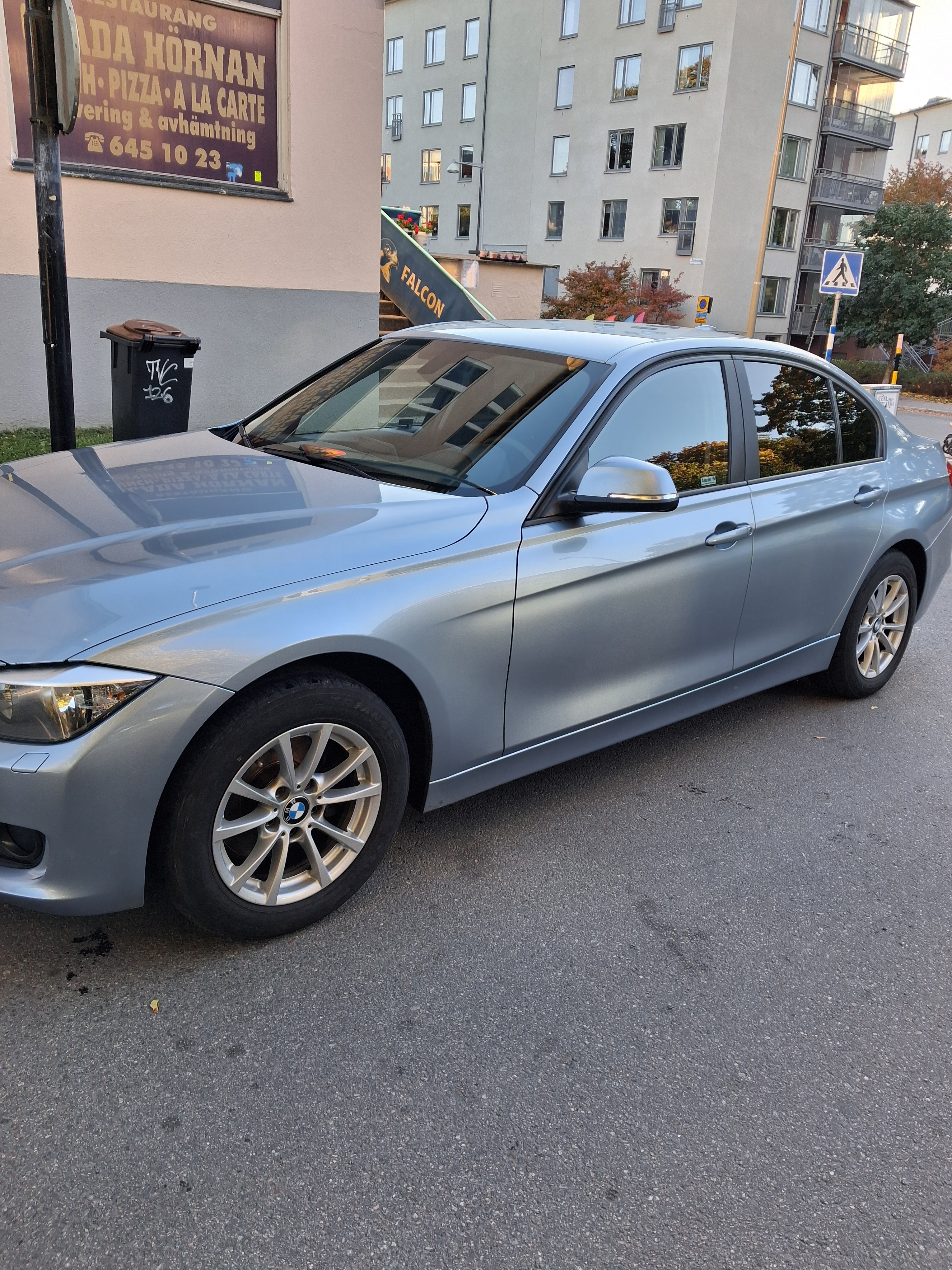 BMW 320d 2013, bild 4/10