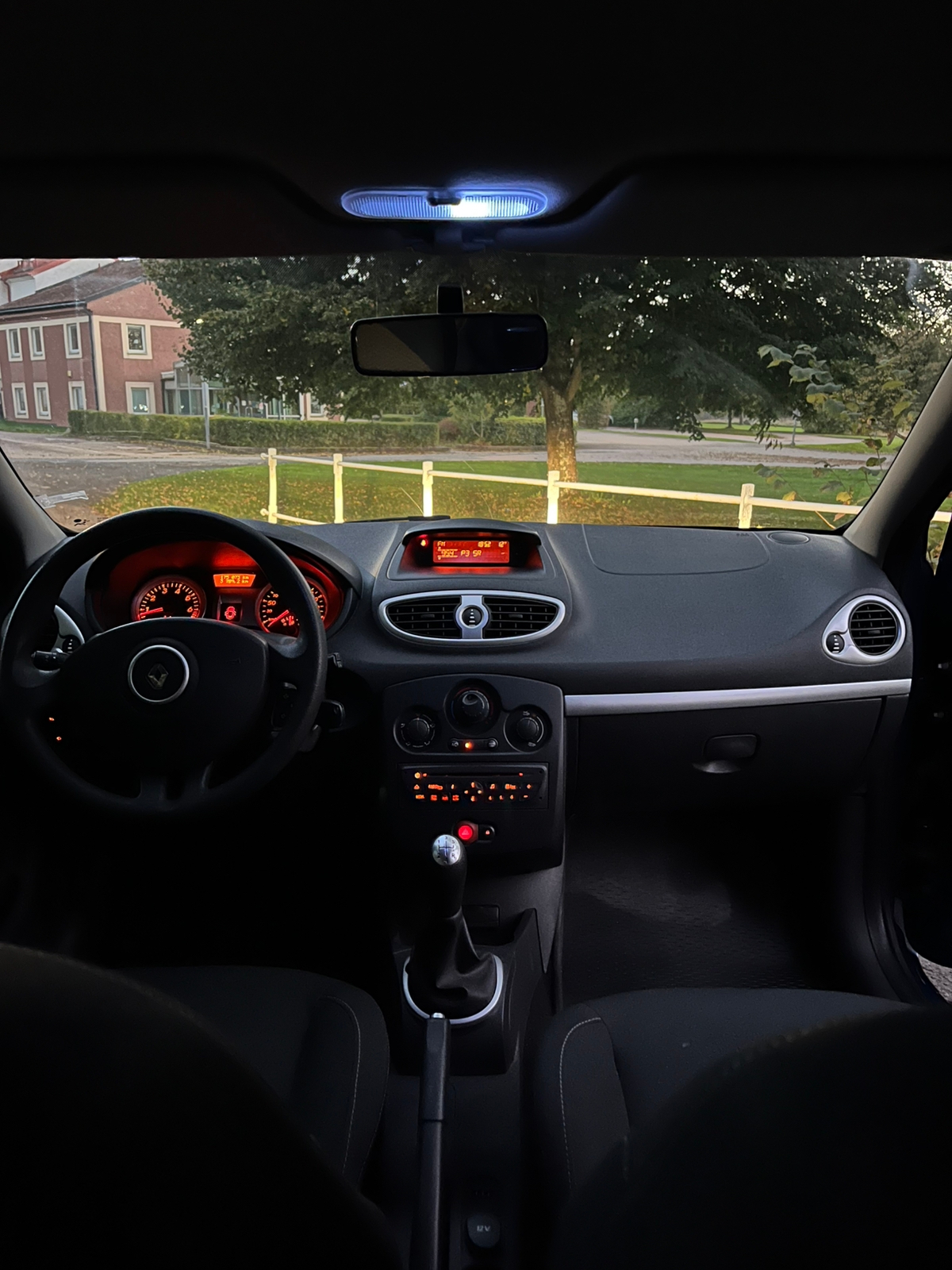 Renault Clio 2010, bild 4/4