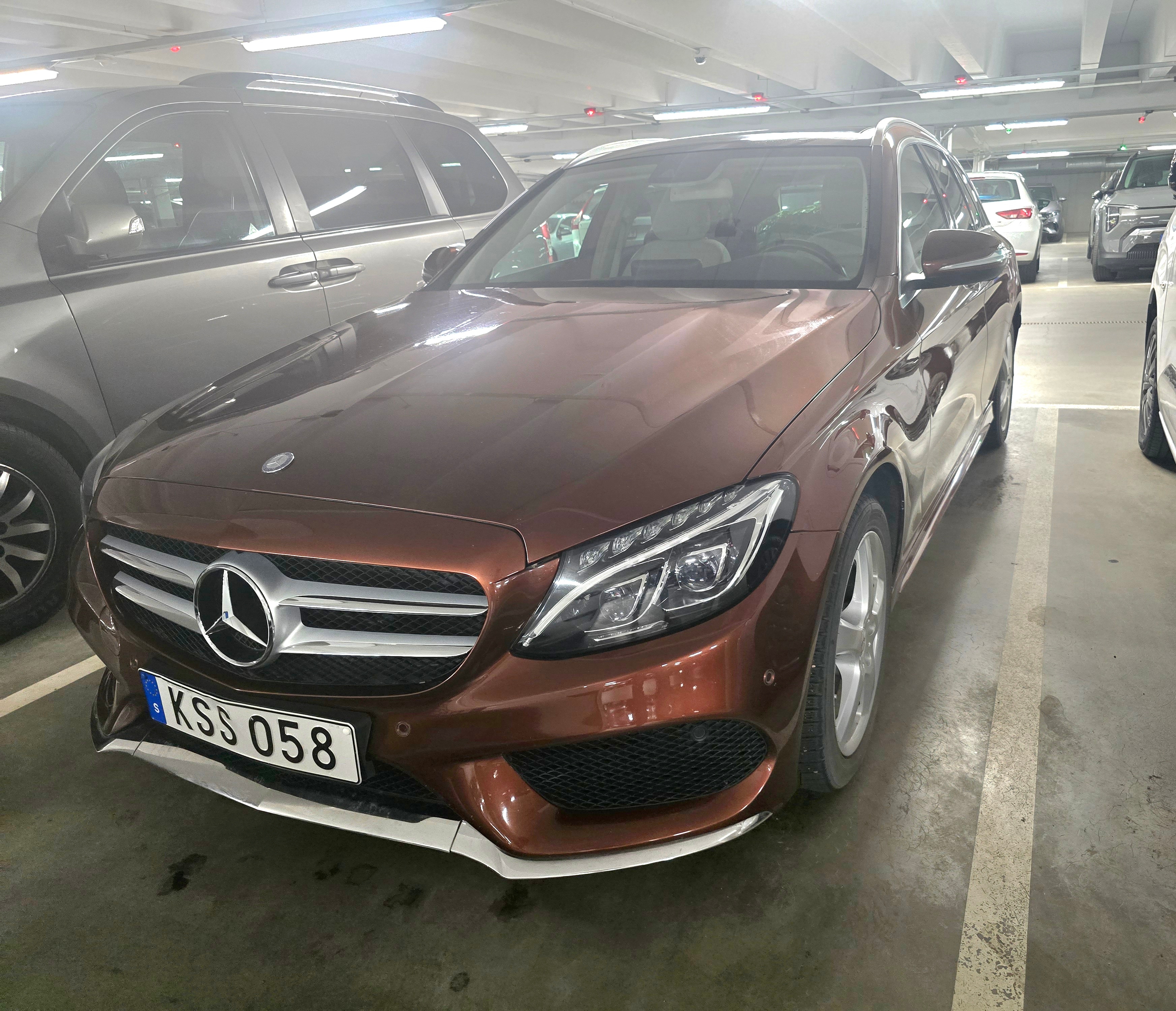 Mercedes-Benz C 2015, bild 2/10
