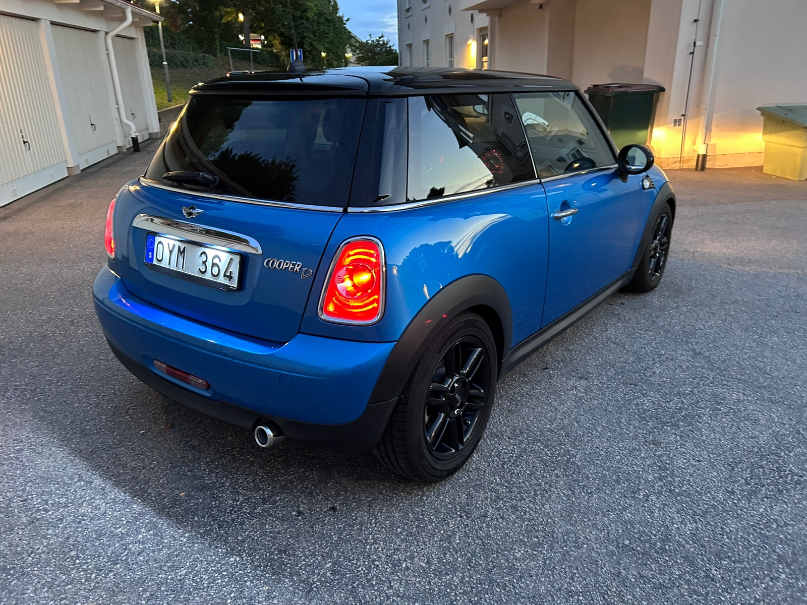 MINI Cooper D Manuell 2012, bild 2/5