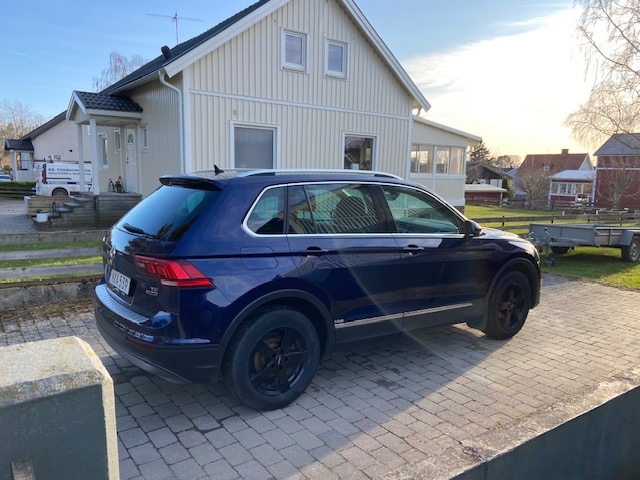 Volkswagen Tiguan 2018, bild 4/4