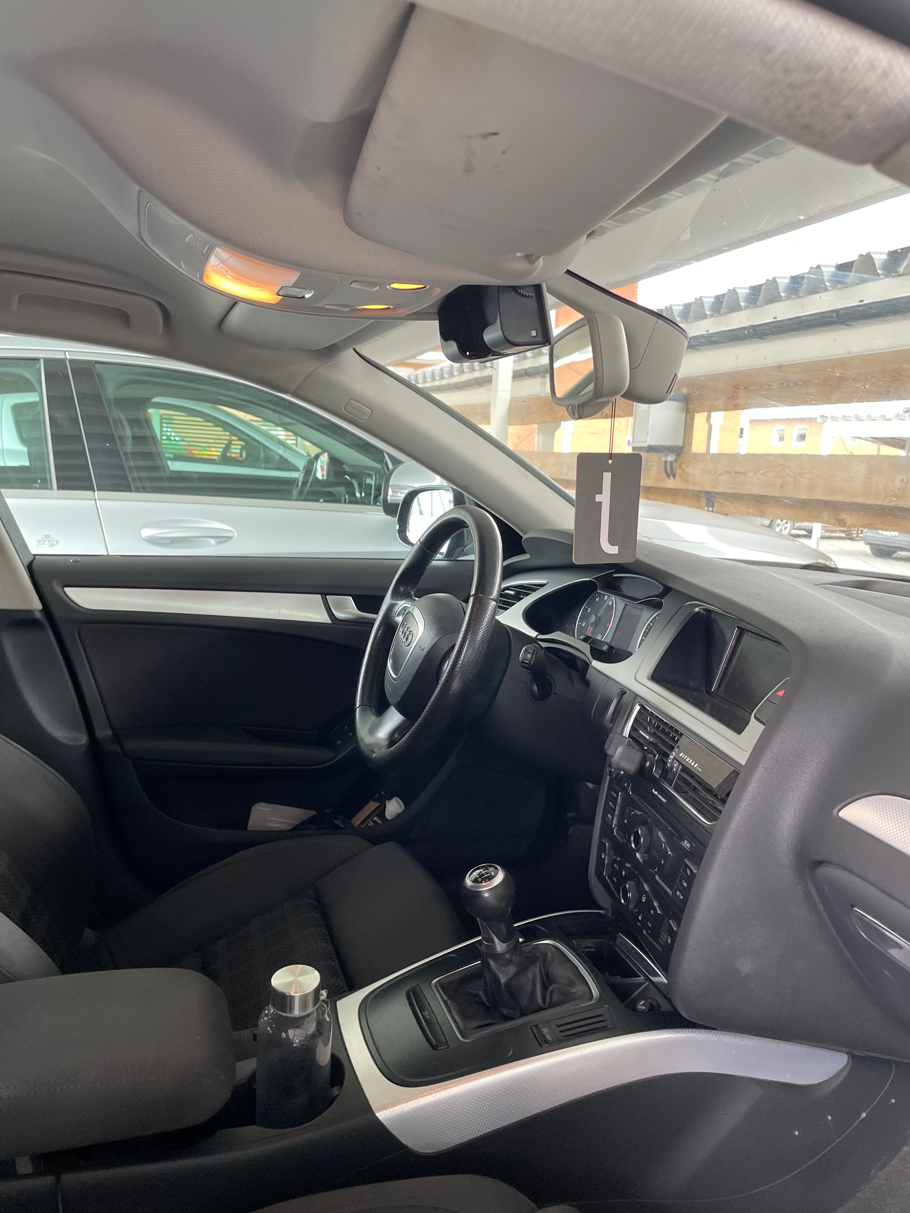 Audi A4 2011, bild 3/4