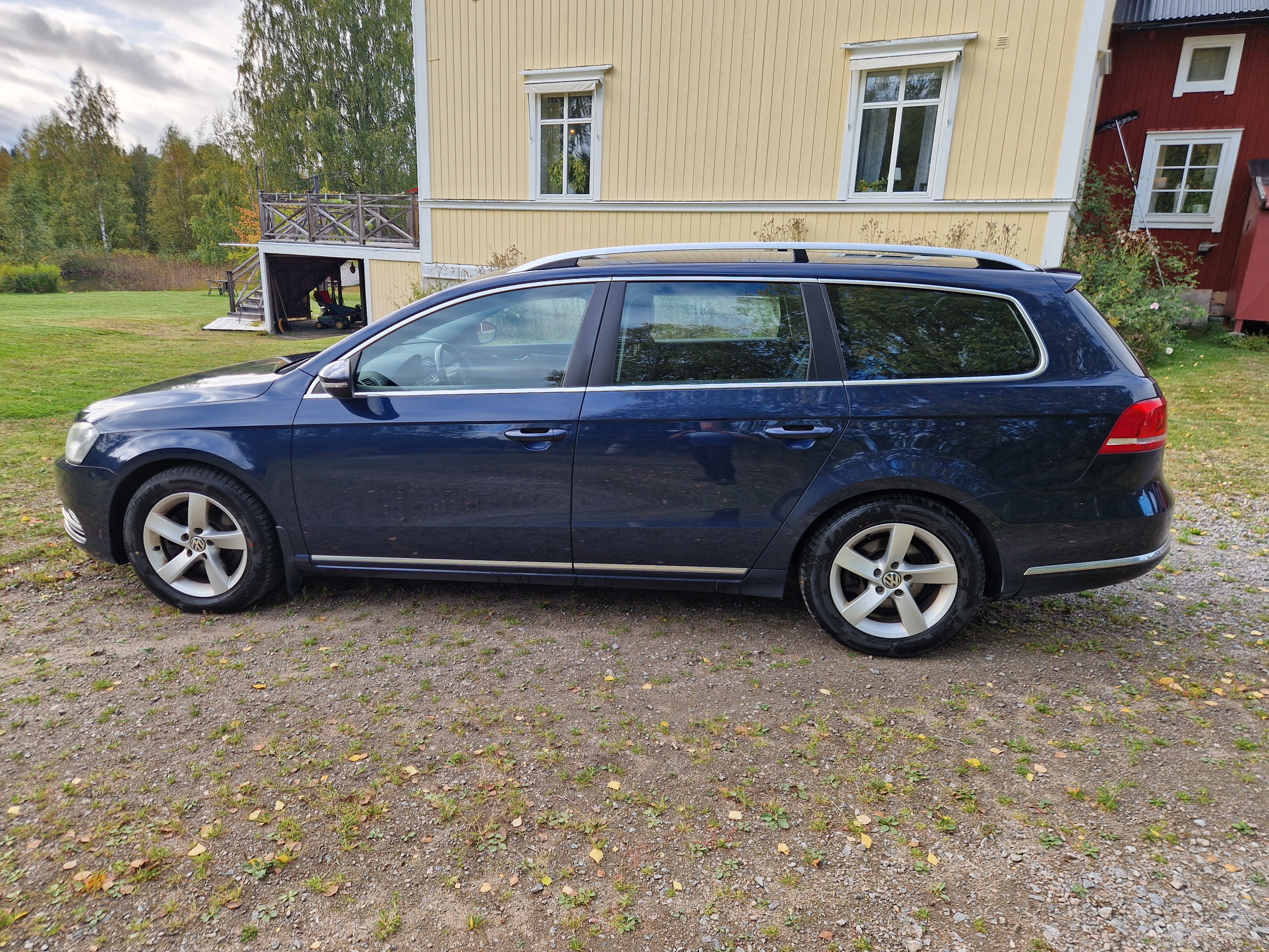 Volkswagen Passat 2.0 TDI 2013, photo 4/10