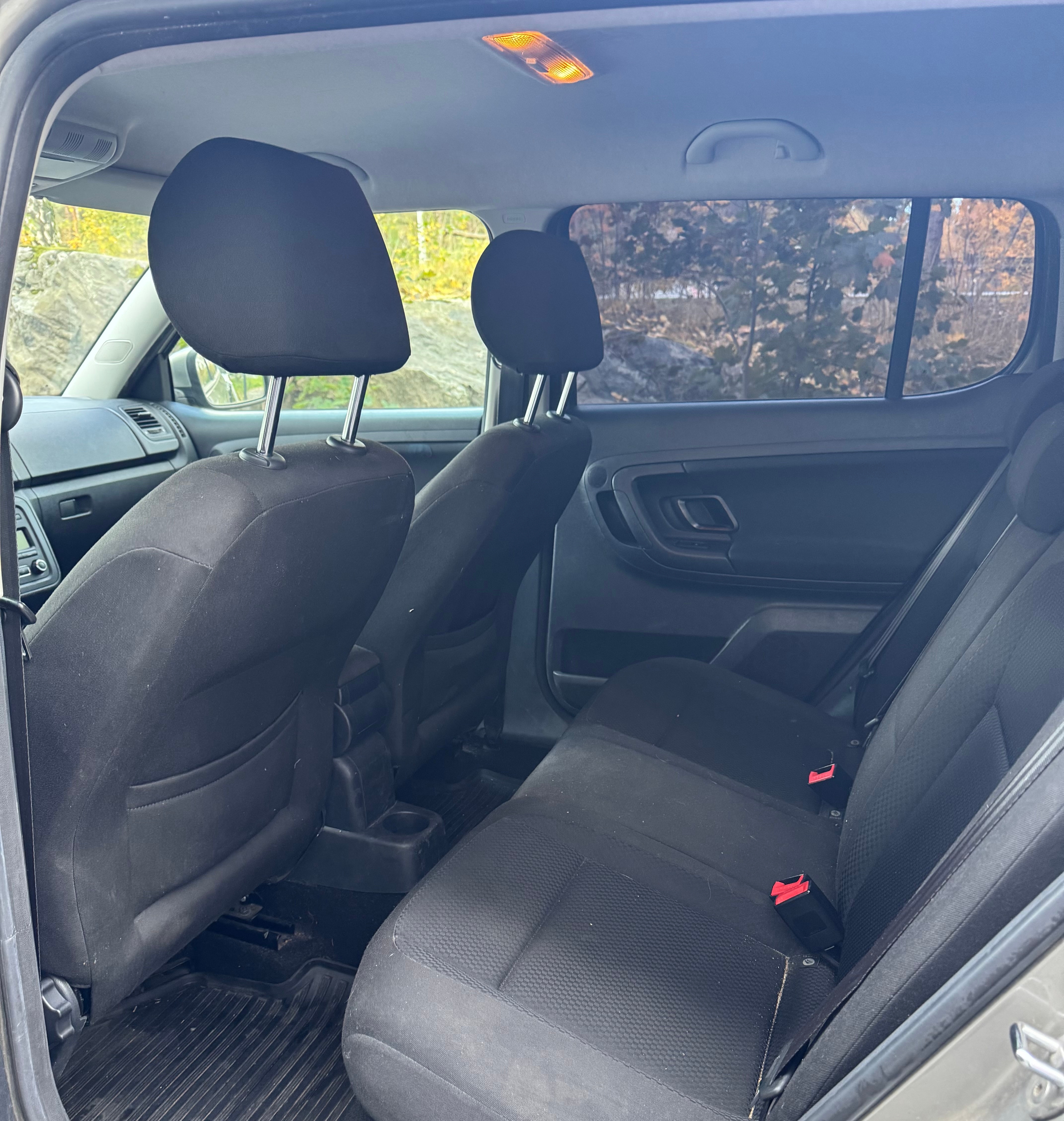 Skoda Fabia 1.2 TSI 2013, bild 3/4