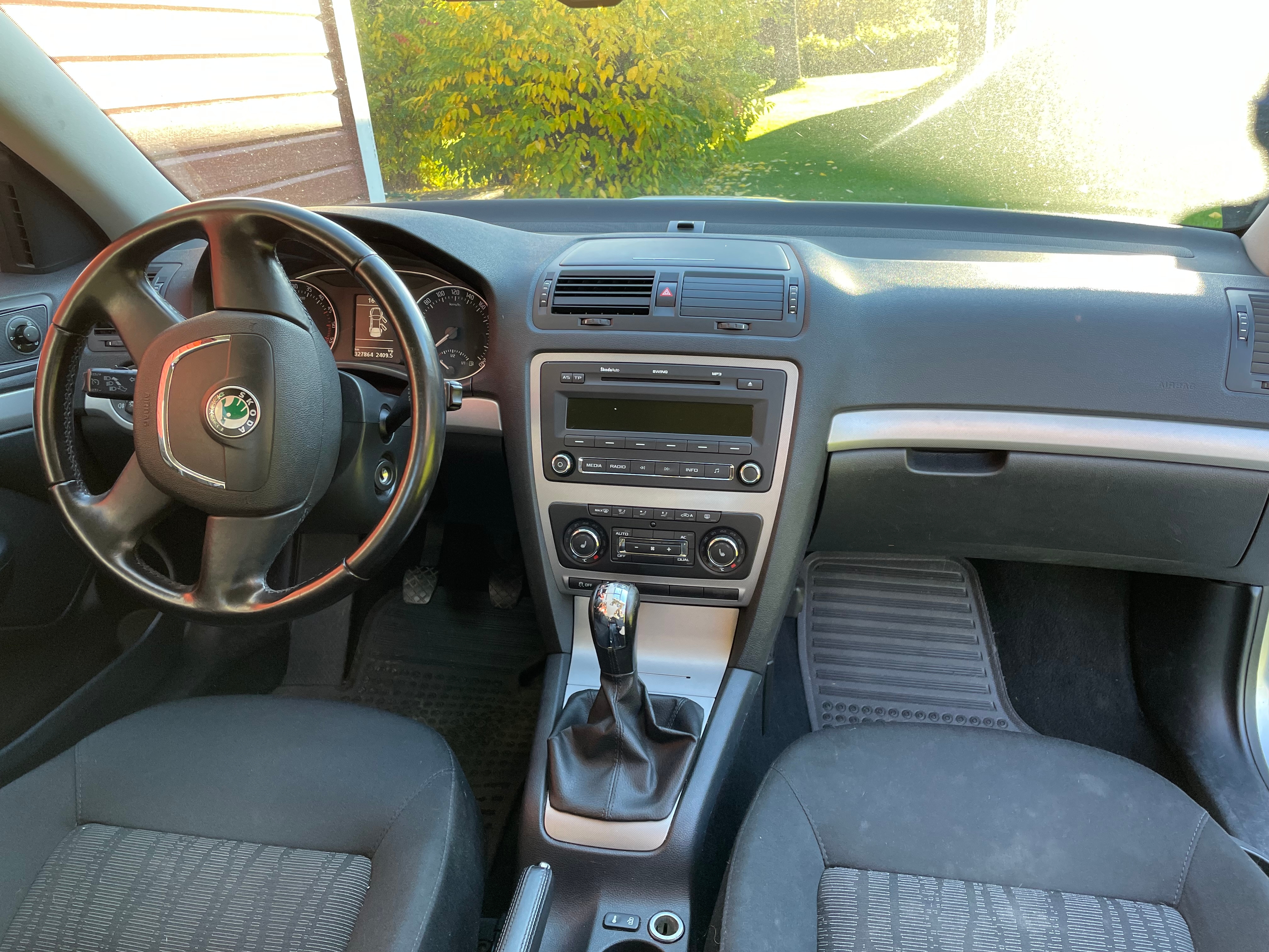 Skoda Octavia 2.0 TDI DPF 2010, bild 3/5