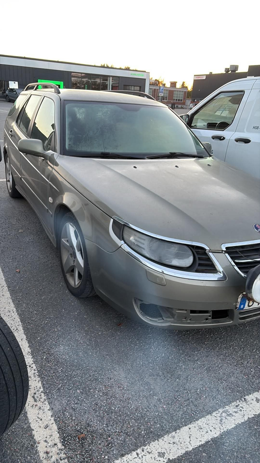 Saab 9-5 SportCombi 1.9 TiD Manuell 2008, bild 2/5