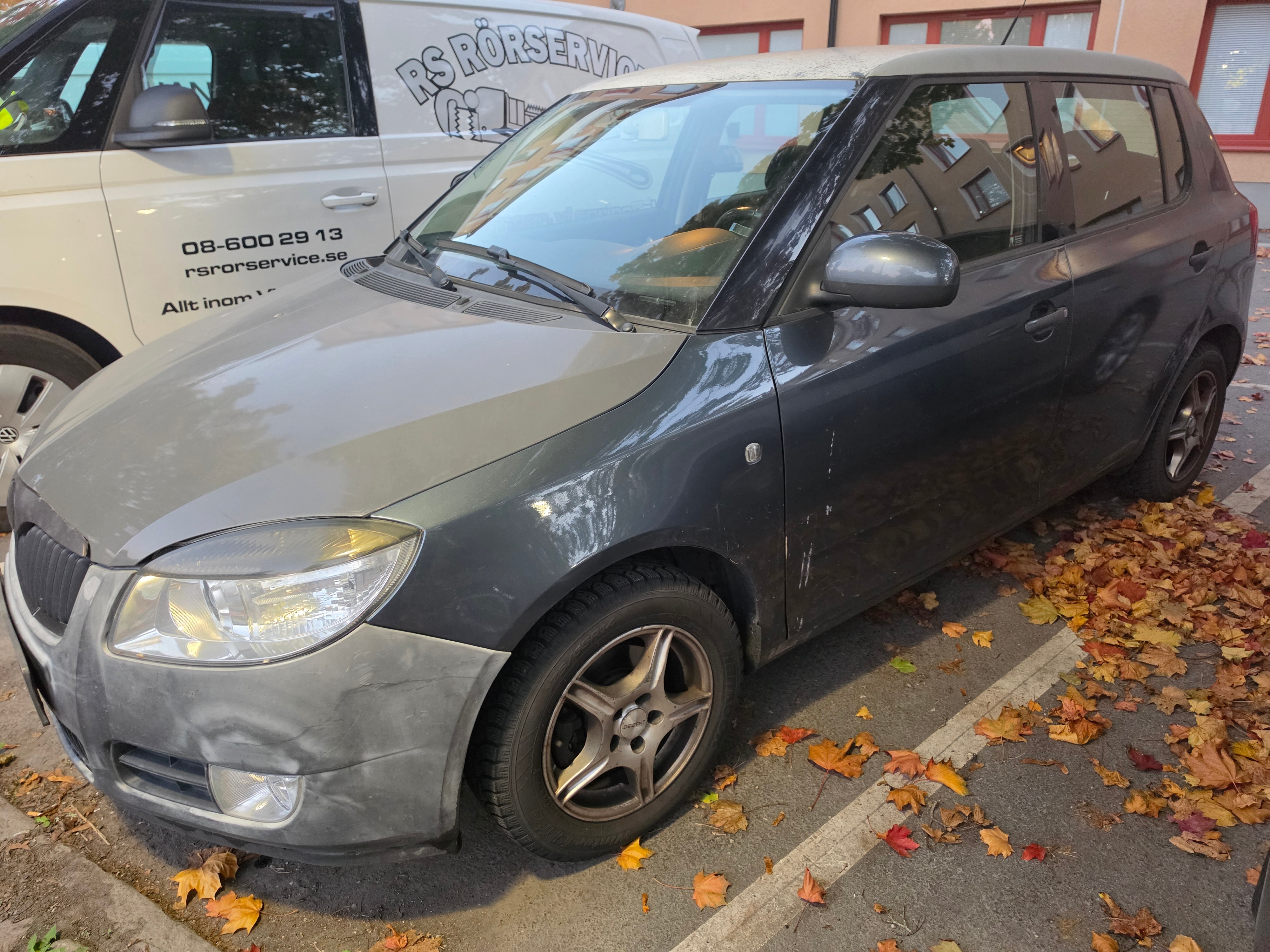 Skoda Fabia 1.6 Manuell 2008, bild 2/6