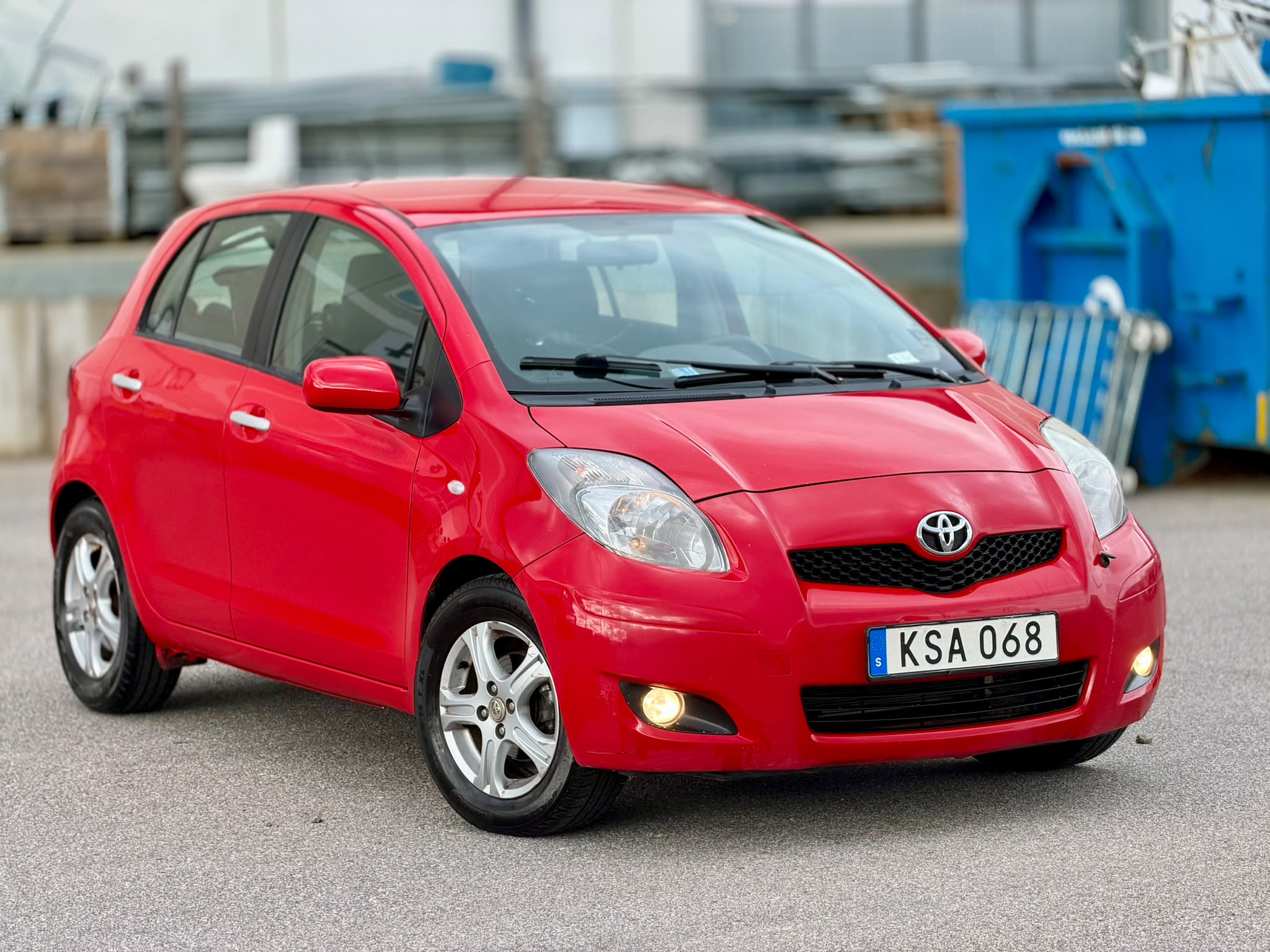 Toyota Yaris 5-dörrar 1.4 D-4D MultiMode 2010, bild 2/10