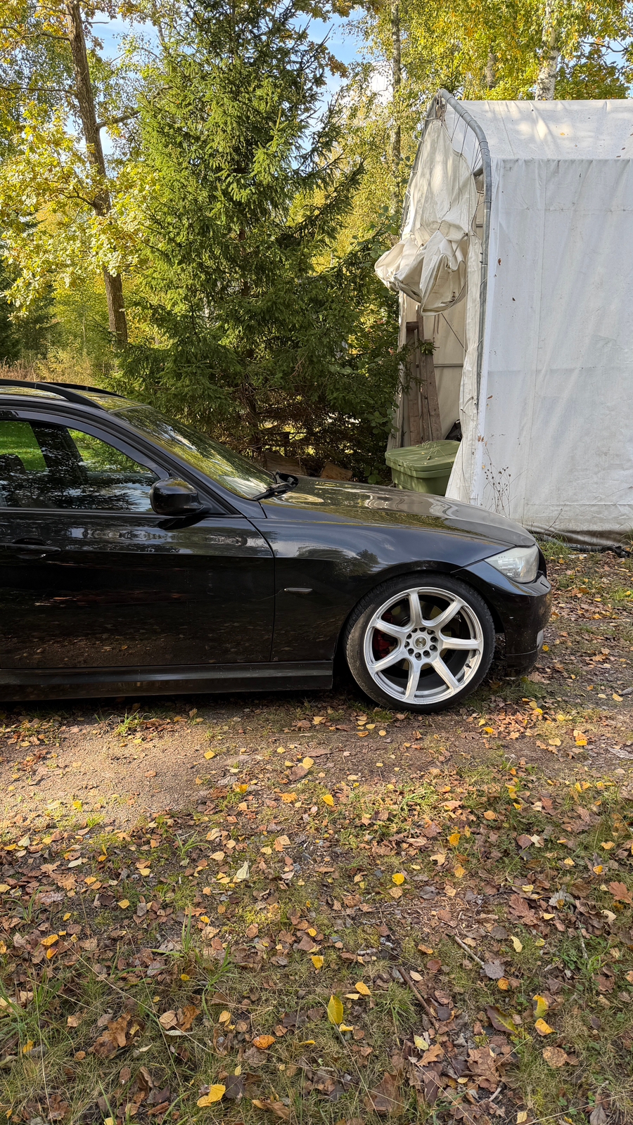 BMW 320 d Touring Manuell 2010, bild 2/8