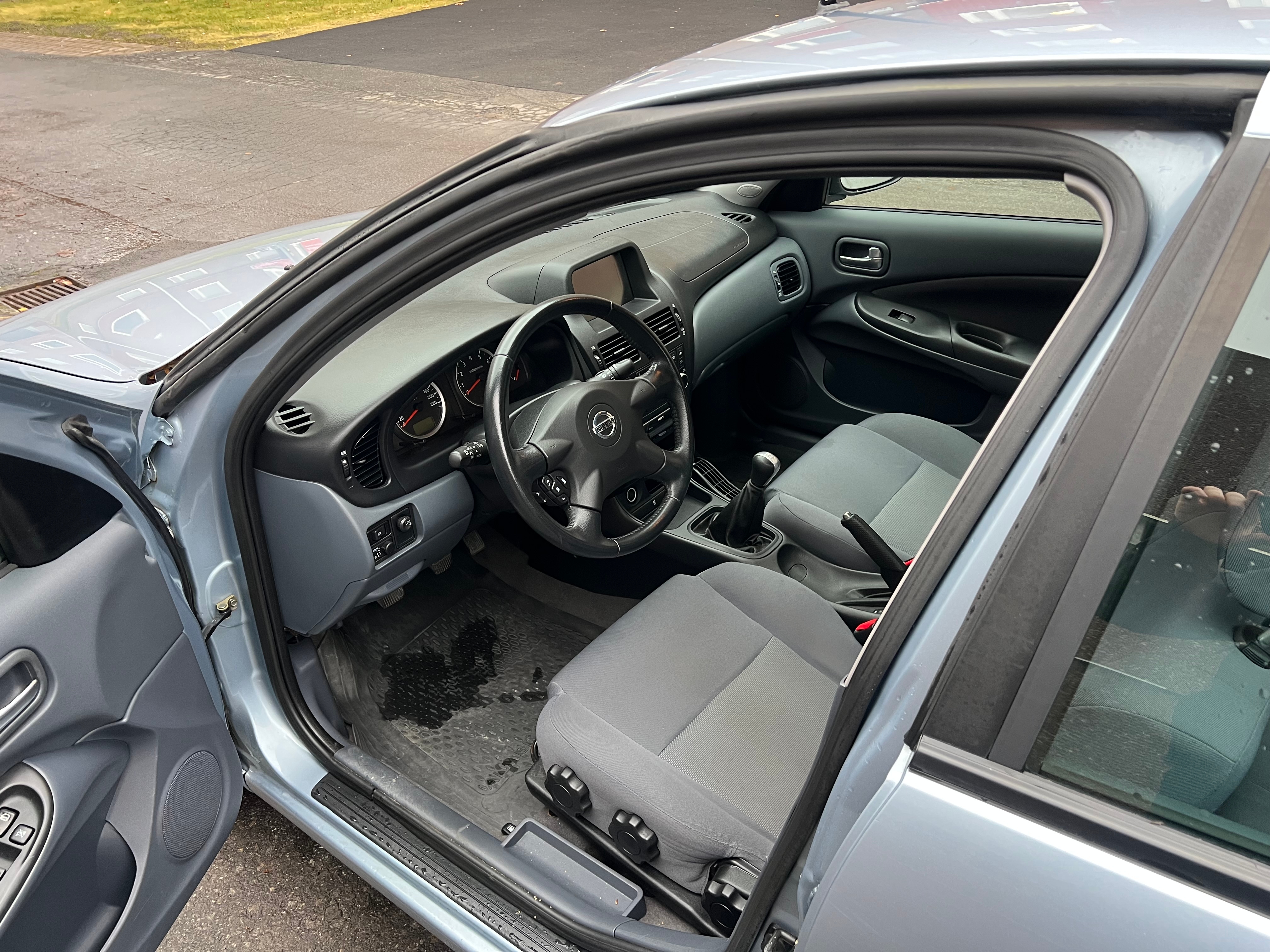 Nissan Almera 1.8 2004, bild 6/8