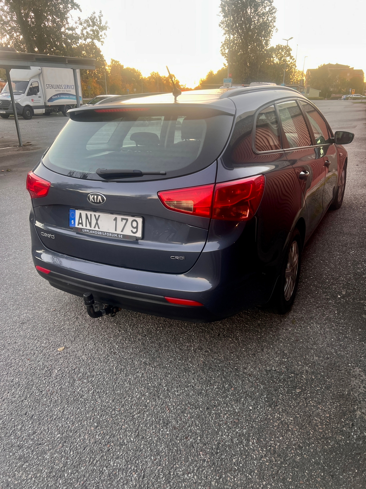 Kia Ceed _sw 1.4 CRDi Manuell 2014, bild 6/8