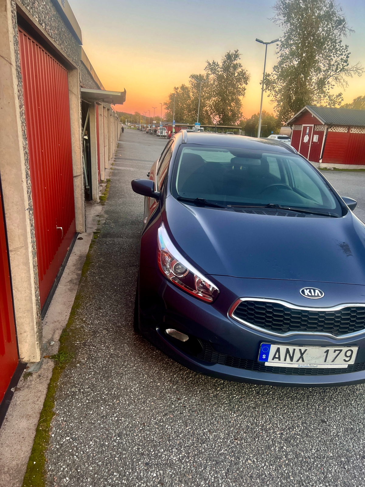 Kia Ceed _sw 1.4 CRDi Manuell 2014, bild 3/8