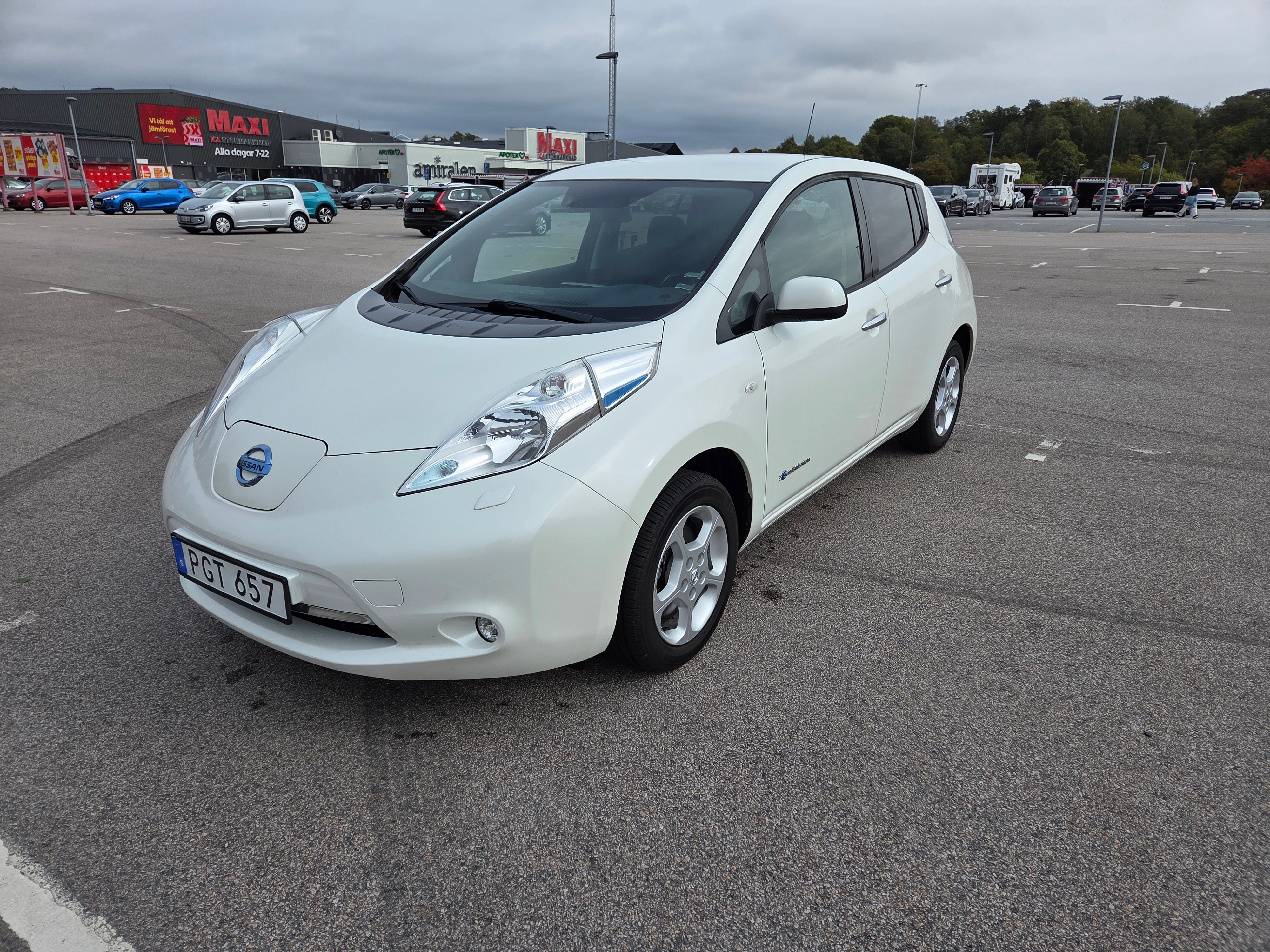 Nissan Leaf 24 kWh 2017, bild 2/6