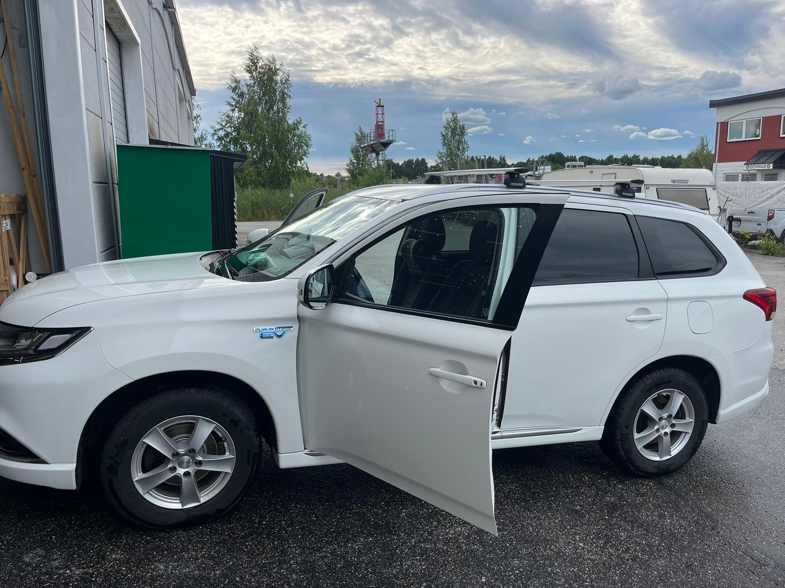 Mitsubishi Outlander 2017, bild 3/10