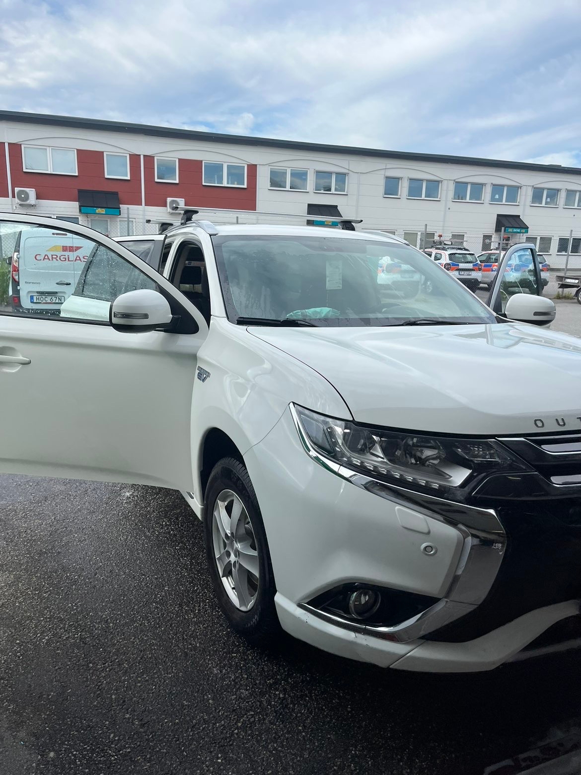 Mitsubishi Outlander 2017, bild 2/10