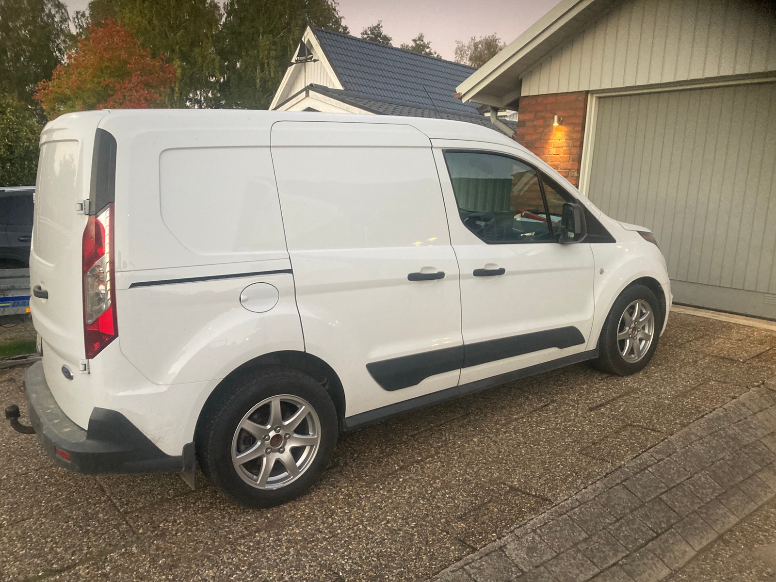 Ford Transit Connect 2017, bild 3/7