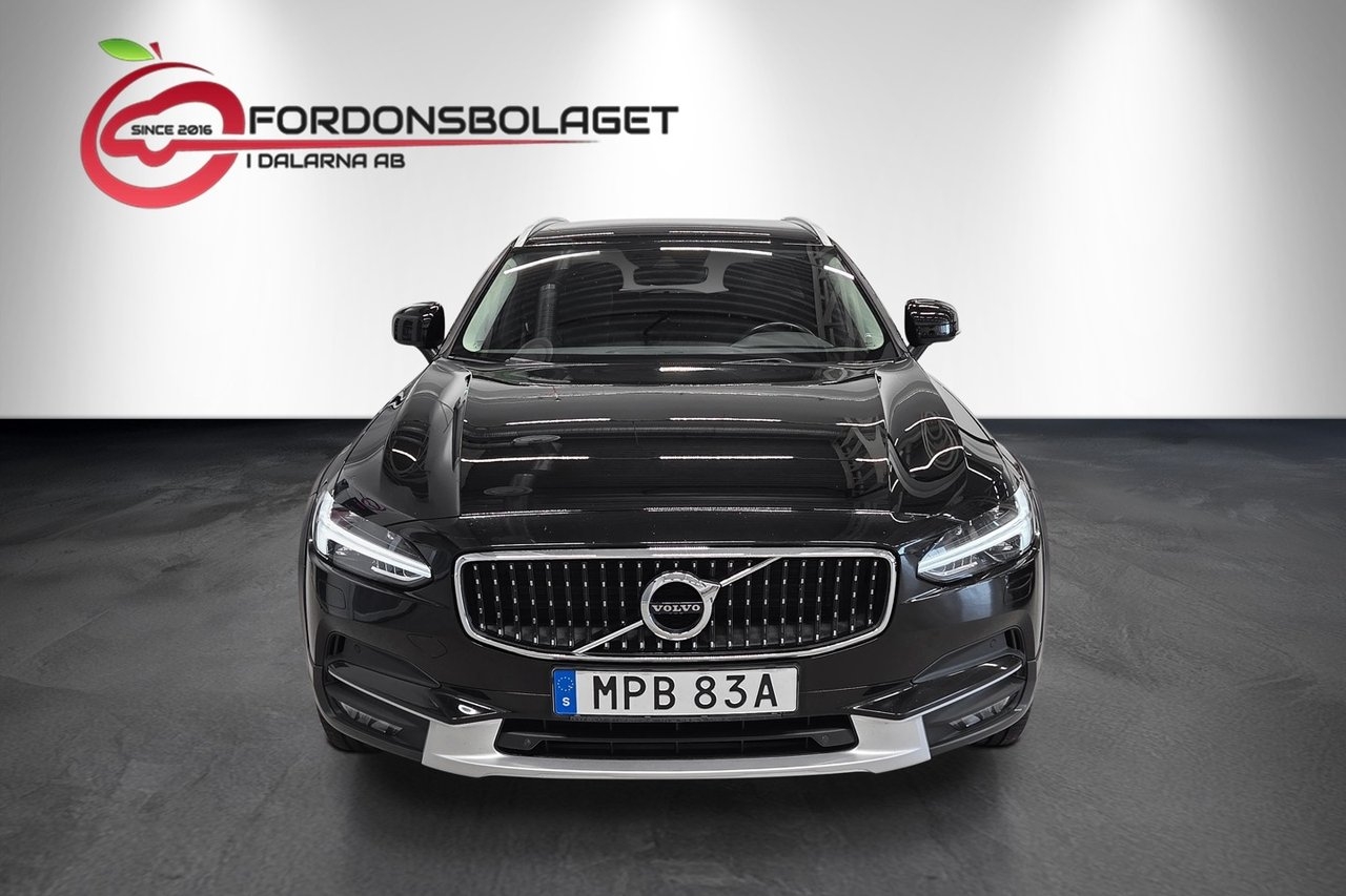 Volvo V90 Cross Country D4 Advanced 2020, bild 2/10